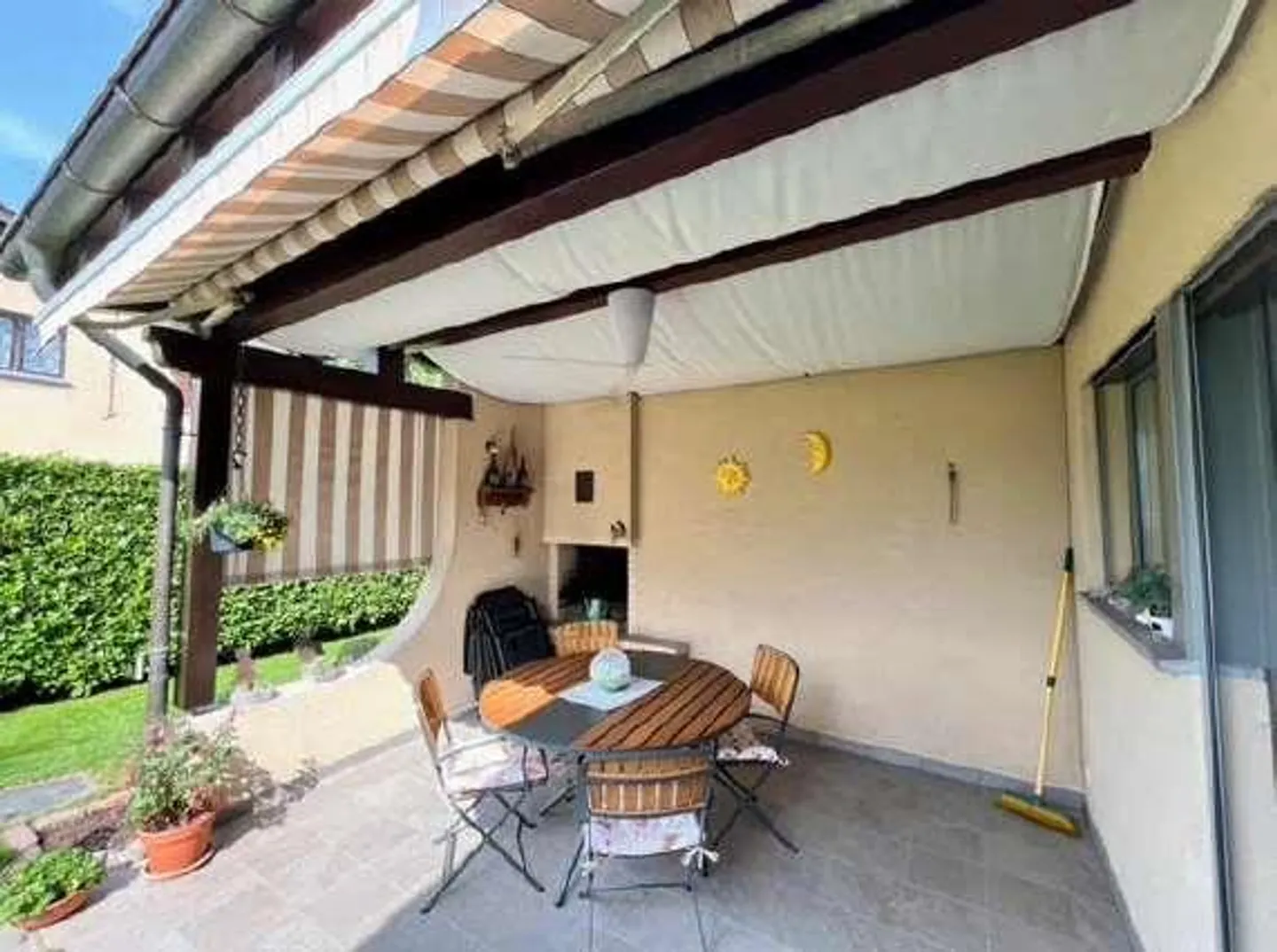 Elegante Villa mit privatem Garten im Herzen von Collina d'Oro - Foto 13 von 13