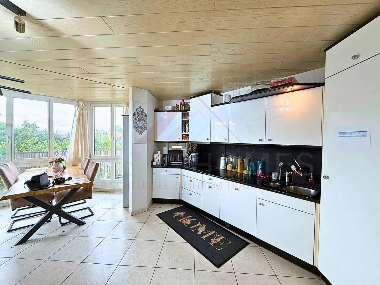 Attractive 4.5-room ground floor apartment in Studen BE - with sunny terrace and private garage - Photo 3 of 13