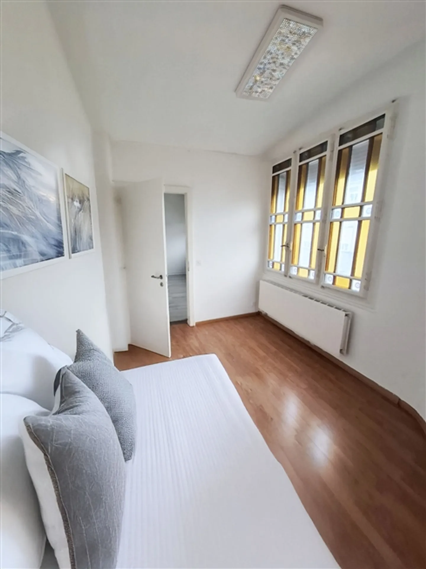 4 Room apartment - Photo 5 of 8