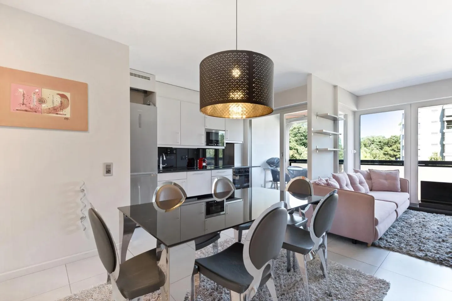 Charmant Appartement Meublé - Photo 3 sur 13