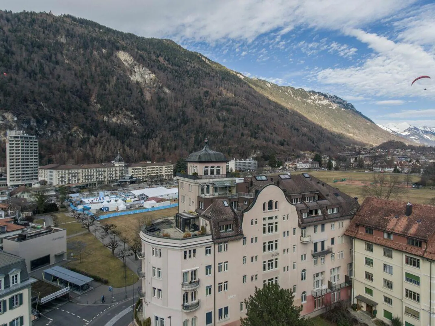 Appartement de Tour Élégant avec Vue sur les Alpes, Interlaken - Photo 1 sur 27