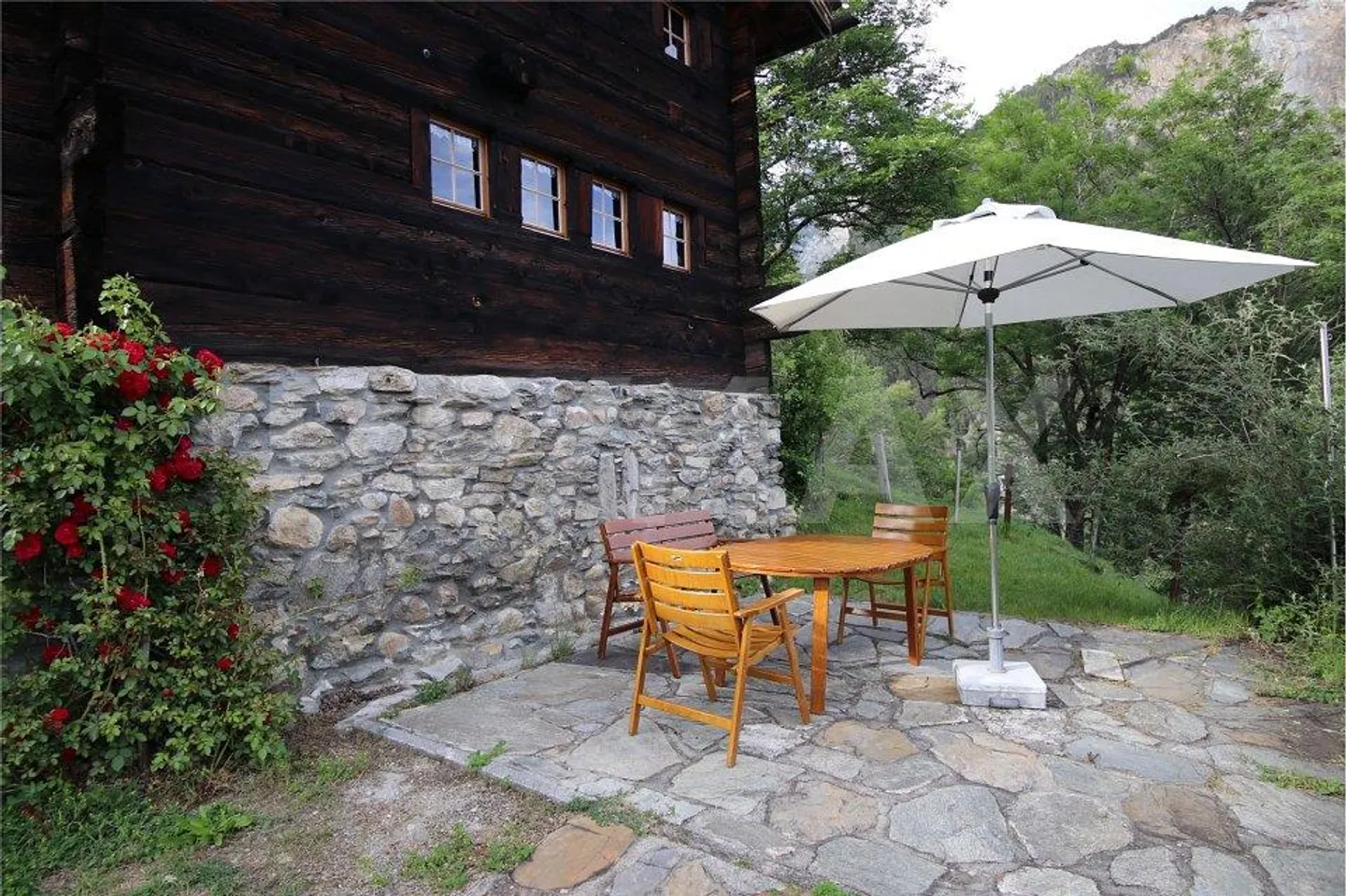 Rare gem with beautiful view - Photo 3 of 13