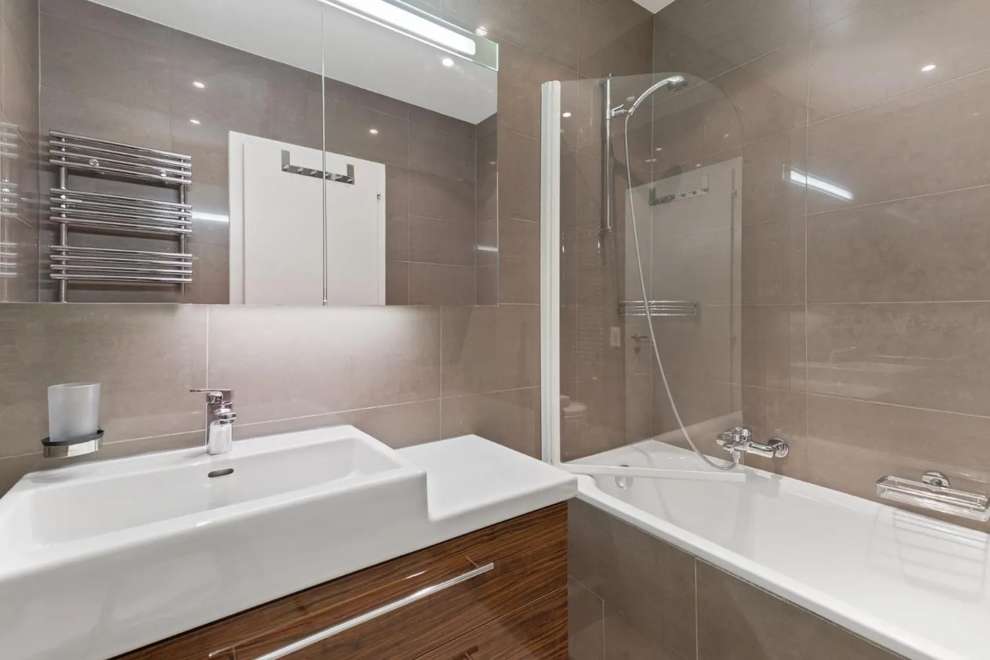 Charmant Appartement Meublé - Photo 8 sur 13