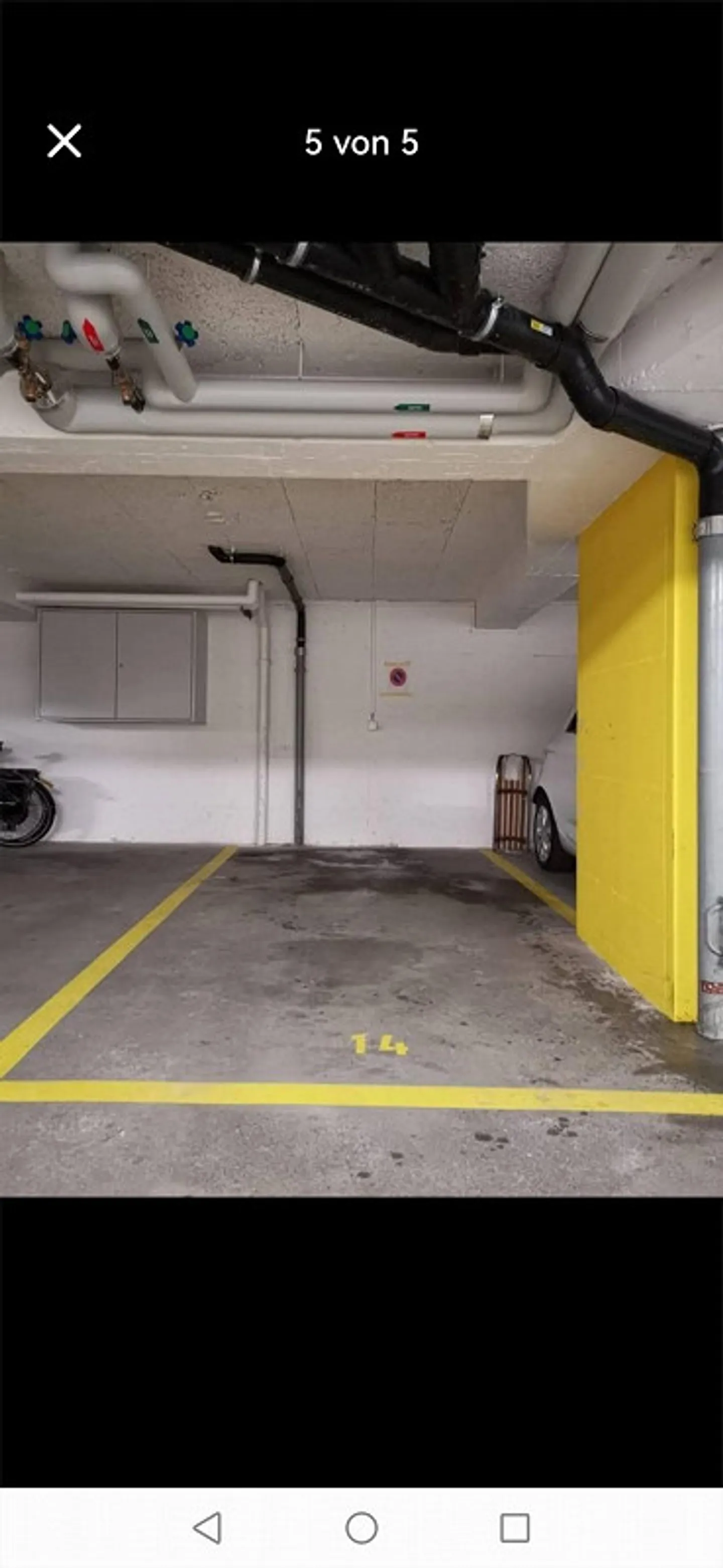 Single Parking Space - Photo 2 of 5