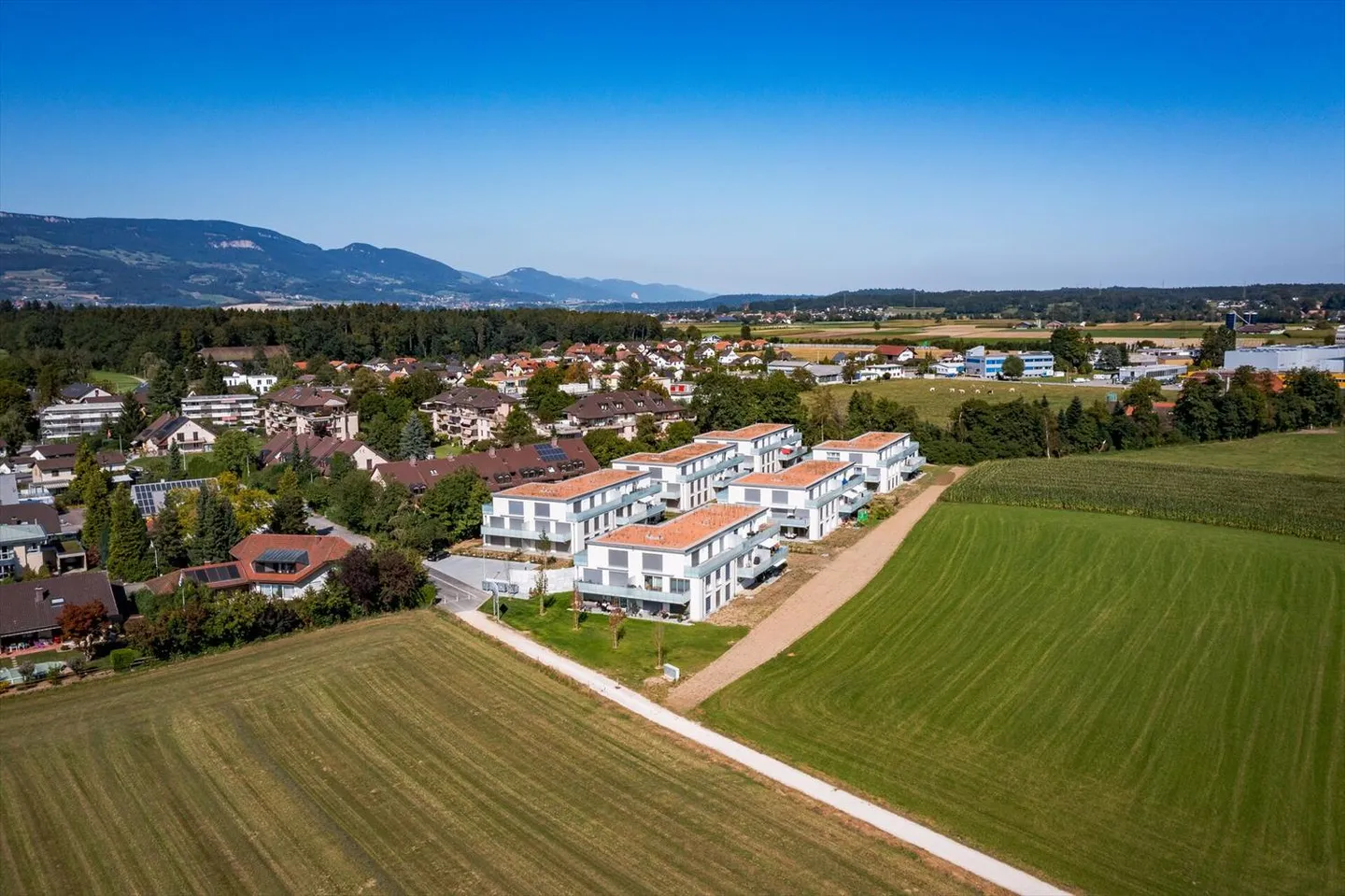 Demanding living in a desirable and green location! - Photo 12 of 12