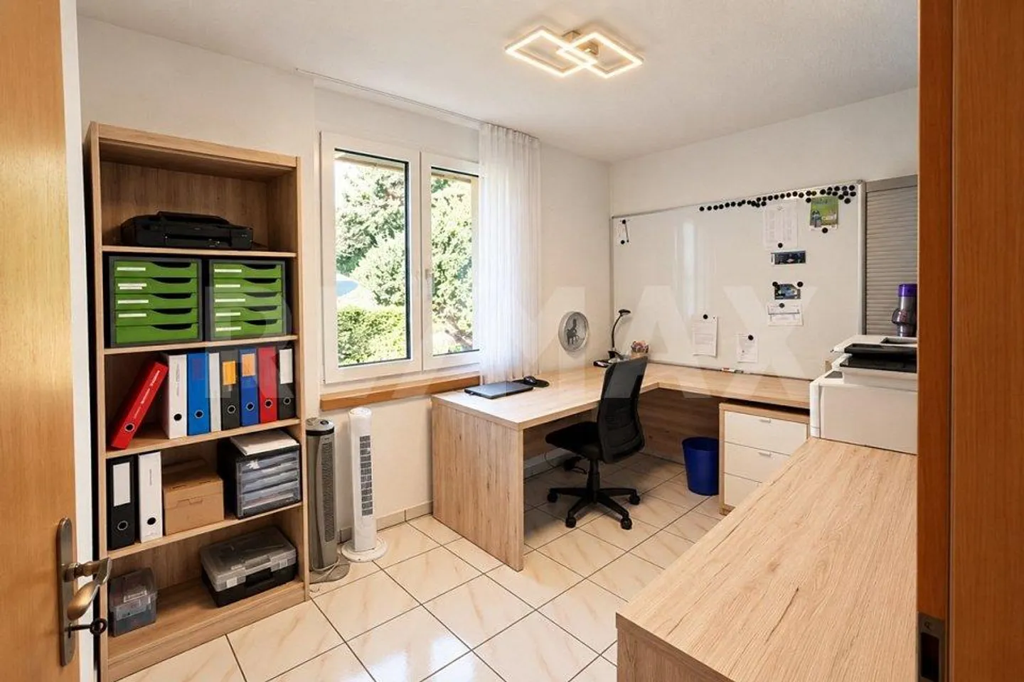 Casa unifamiliare indipendente con giardino e possibilità versatili - Foto 6 di 13