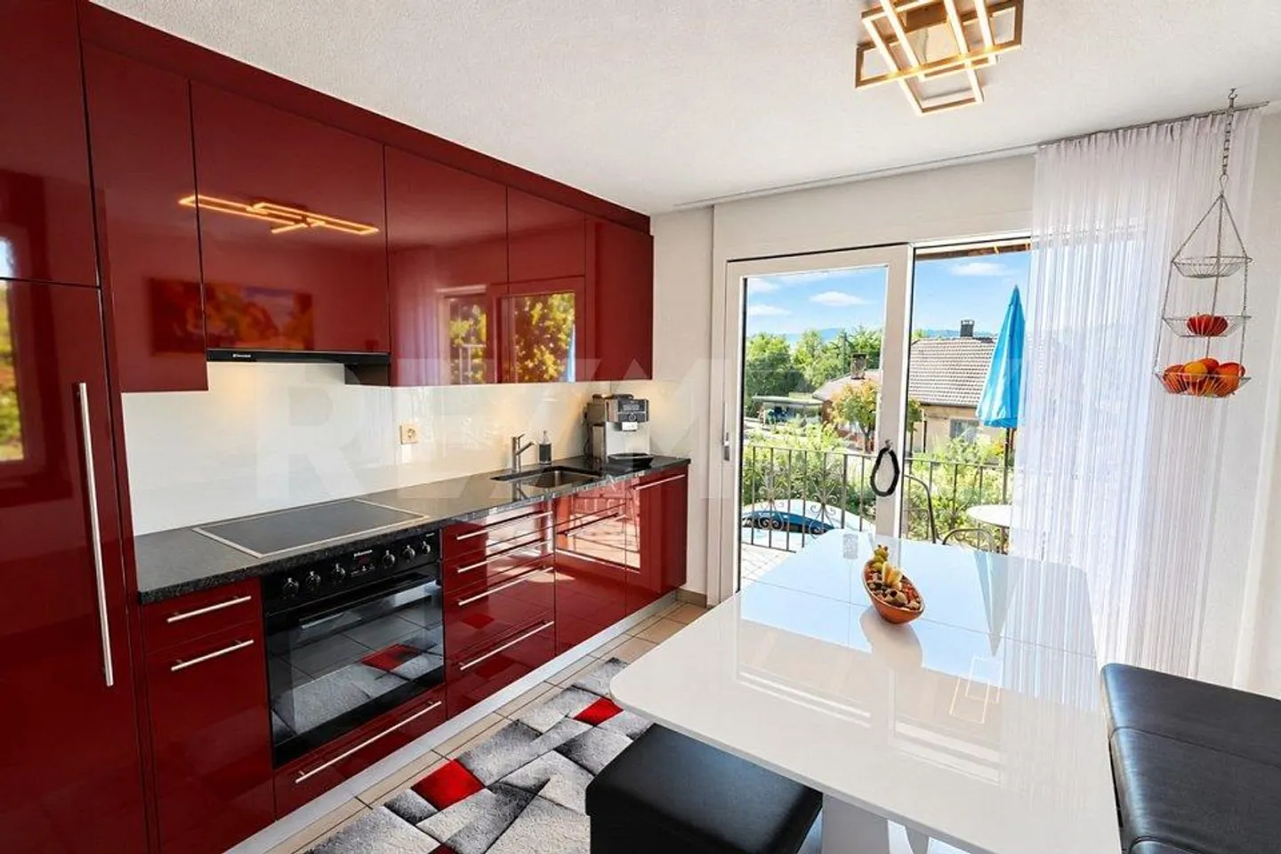 Casa unifamiliare indipendente con giardino e possibilità versatili - Foto 7 di 13