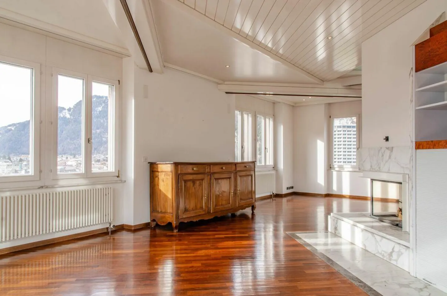 Appartement de Tour Élégant avec Vue sur les Alpes, Interlaken - Photo 15 sur 27