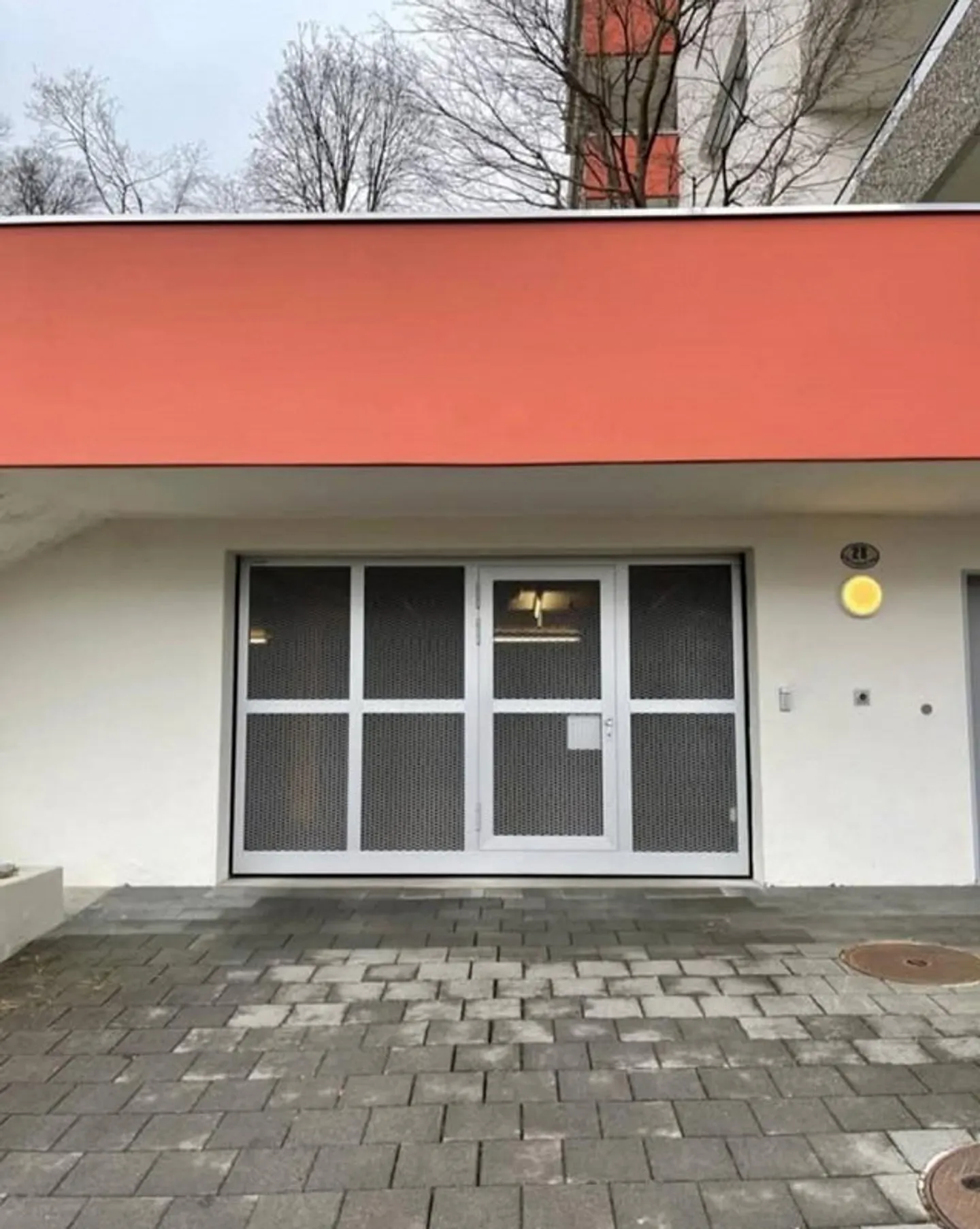 Single Parking Space - Photo 5 of 5