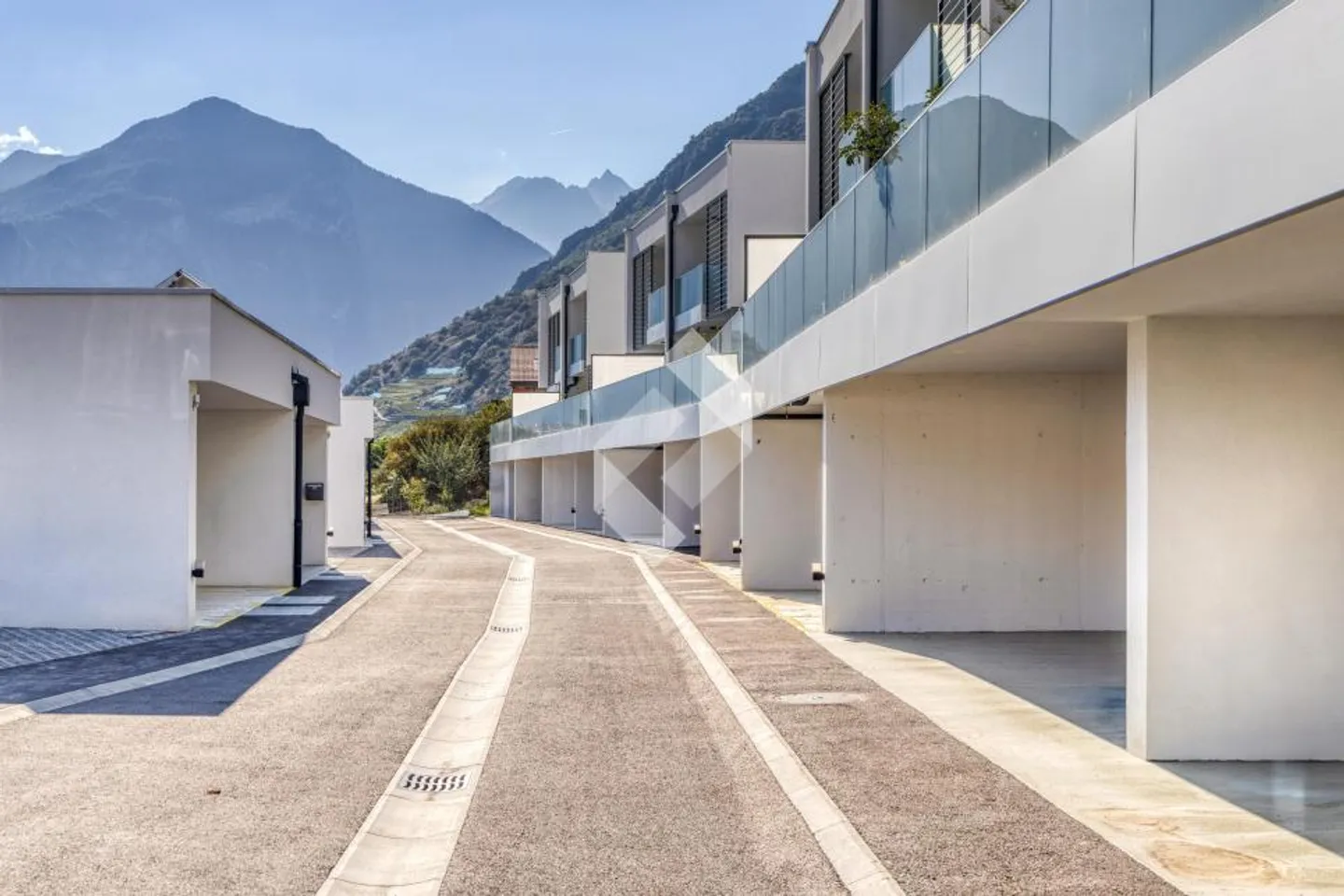 Disponible dans les 6 mois suivant le choix des surfaces - Photo 6 sur 13