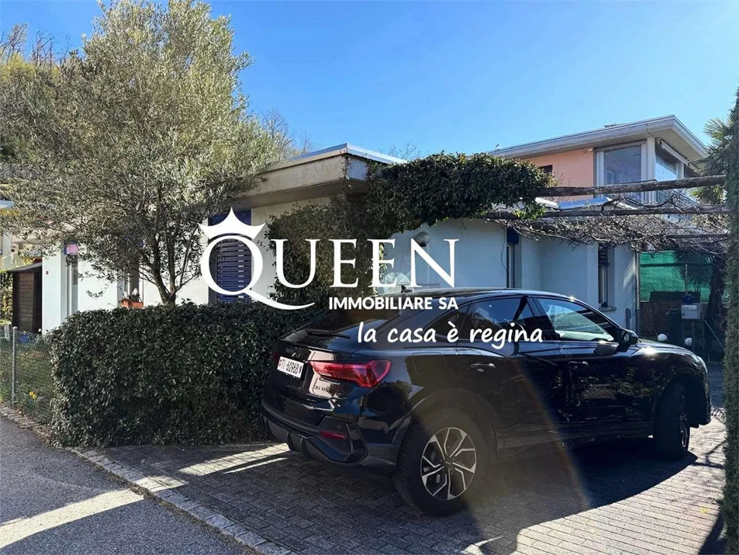 Charmantes Familienhaus mit Garten - Foto 4 von 4