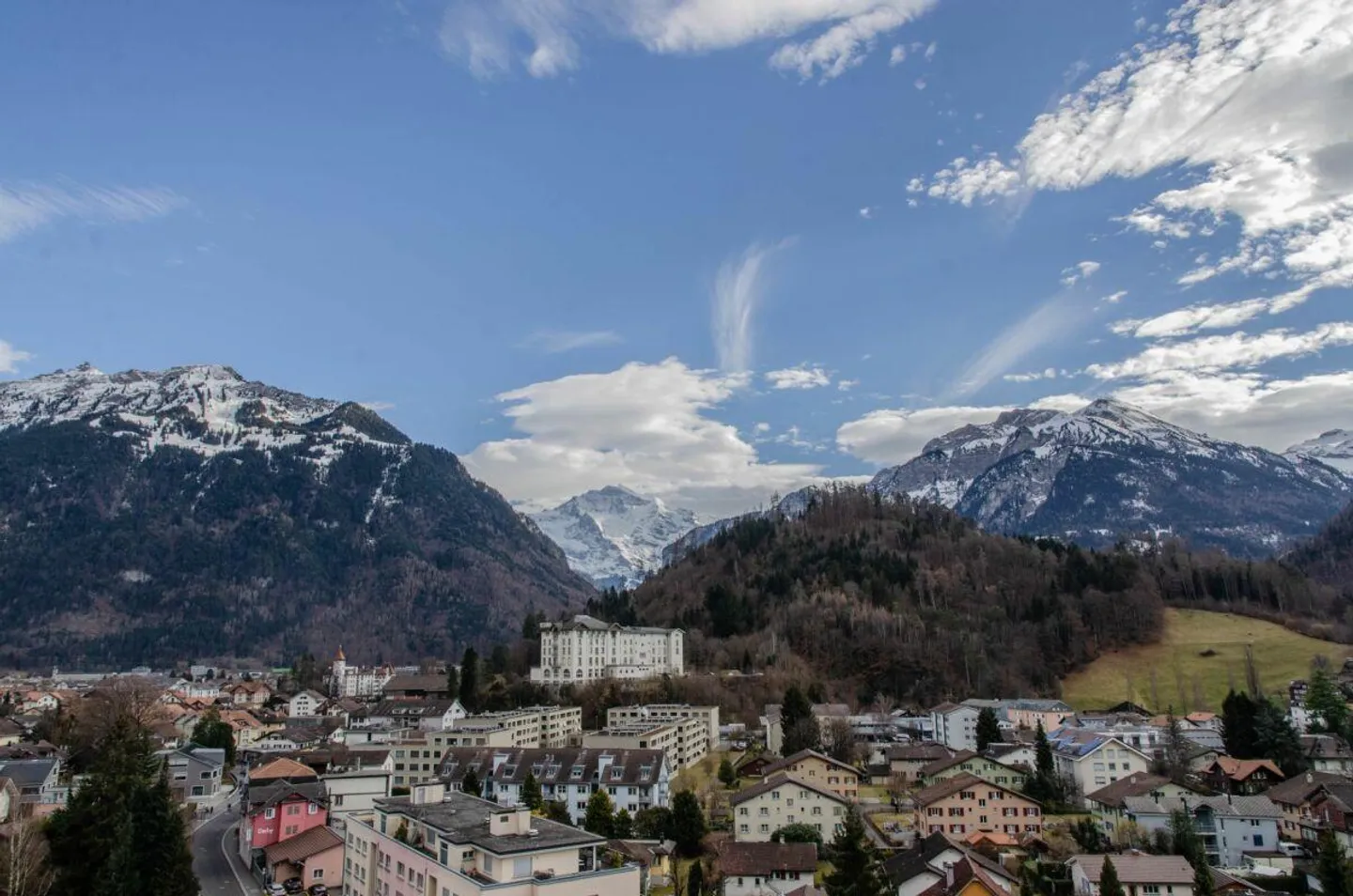 Appartement de Tour Élégant avec Vue sur les Alpes, Interlaken - Photo 26 sur 27