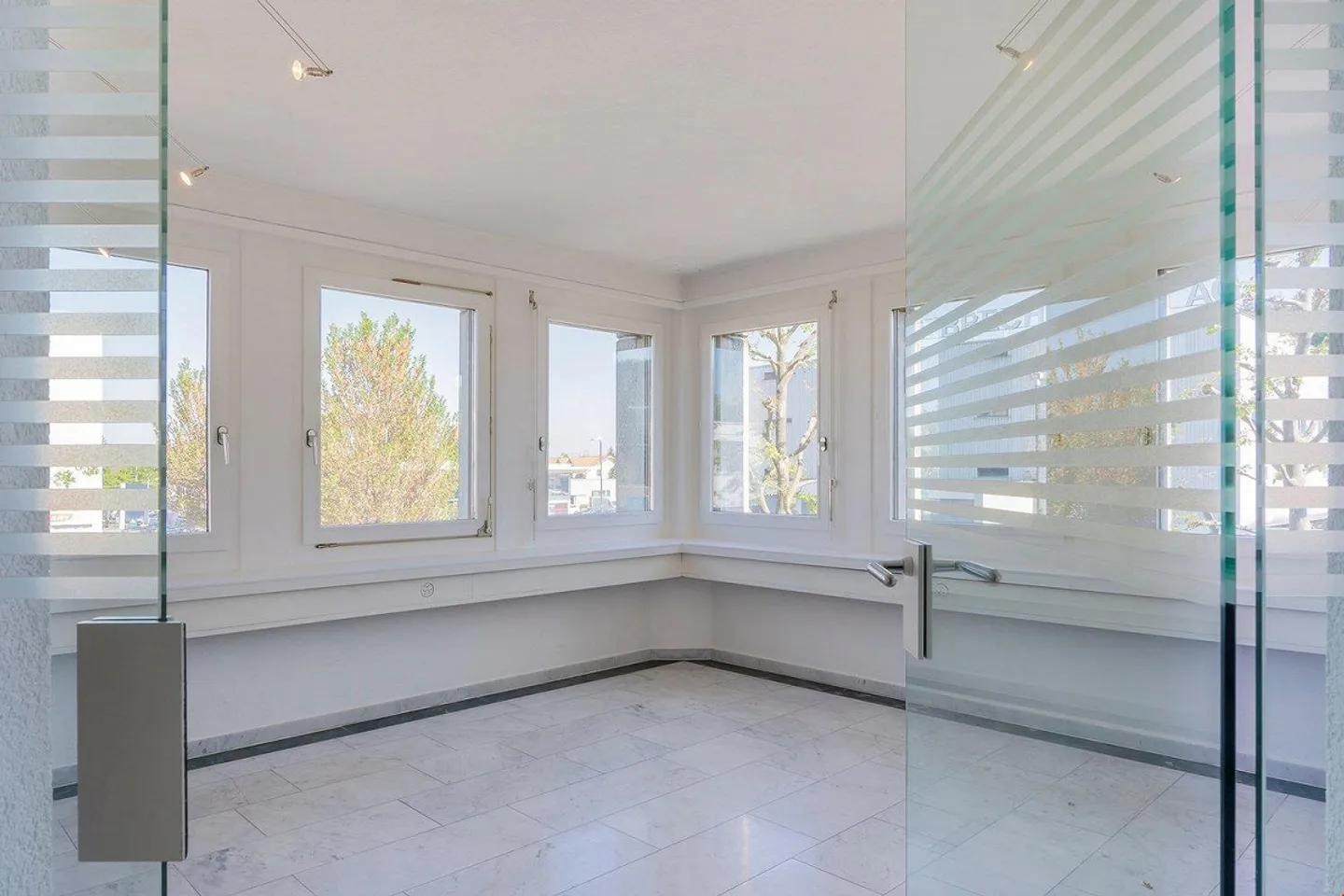 Moderne Praxisräume in Gümligen - Foto 6 von 13