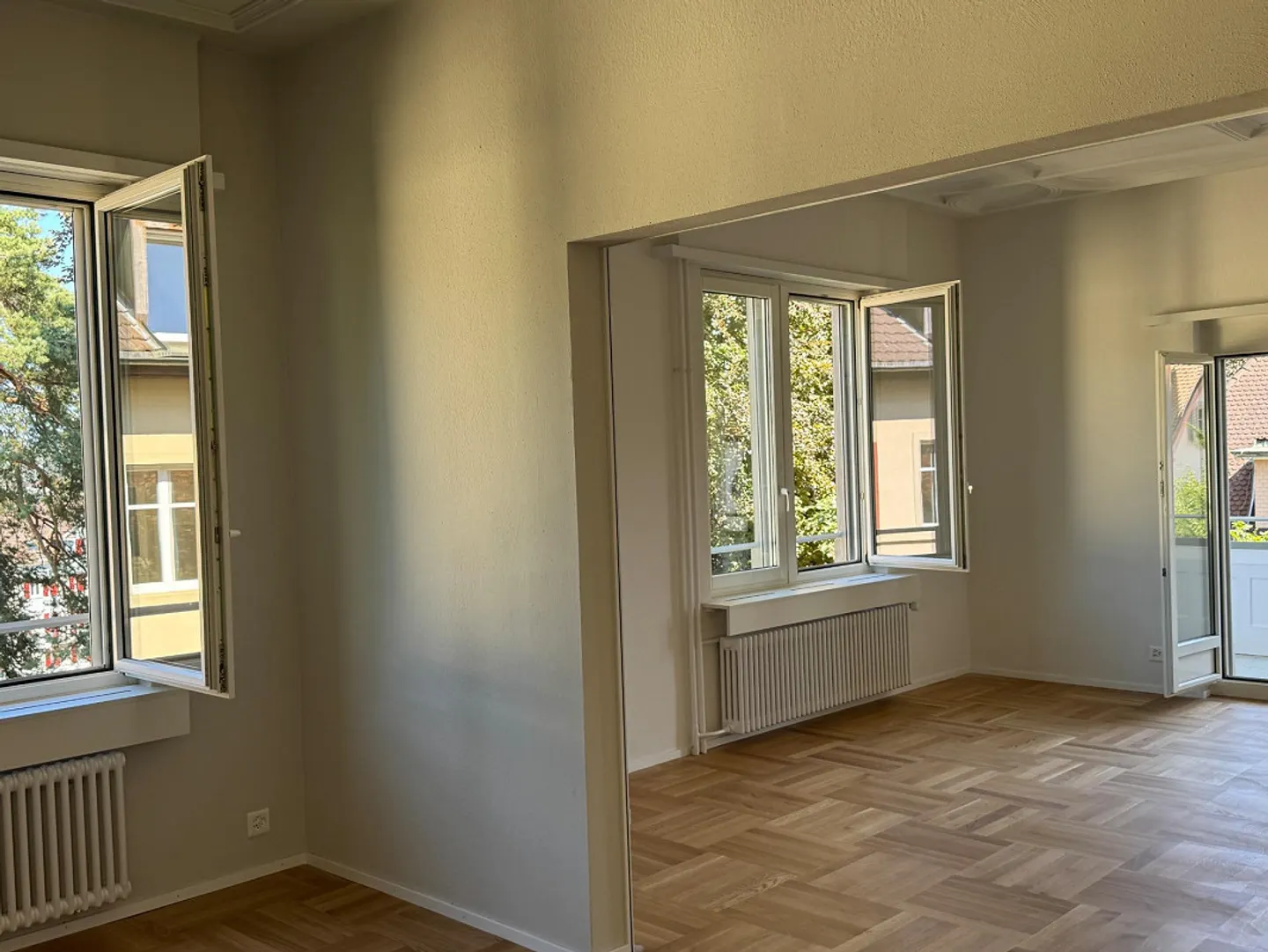 Frisch renovierte 2.5-Zi-Wohnung EG nahe der Universität St. Gallen - Foto 5 di 10