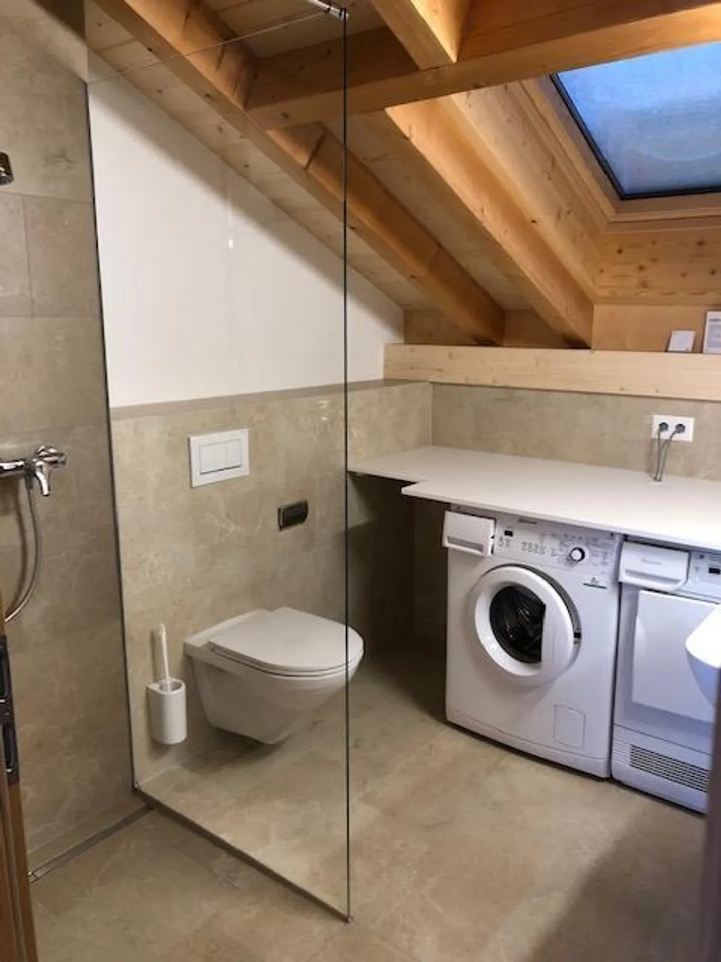 helle 1 1/2 Zimmer Wohnung zu vermieten - Foto 3 von 4