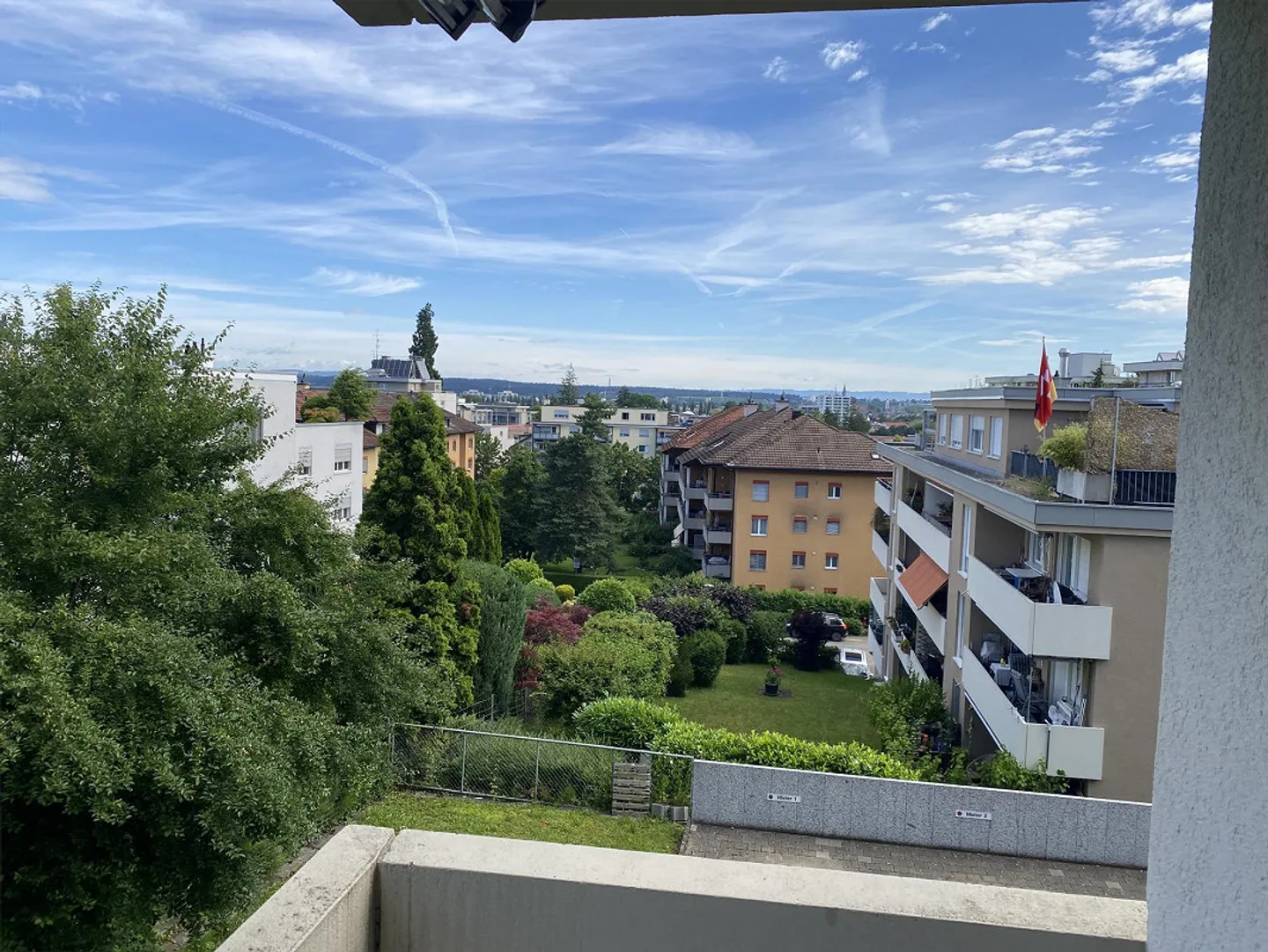 4 1/2 room apartment for rent in a quiet yet central location - Photo 1 of 8