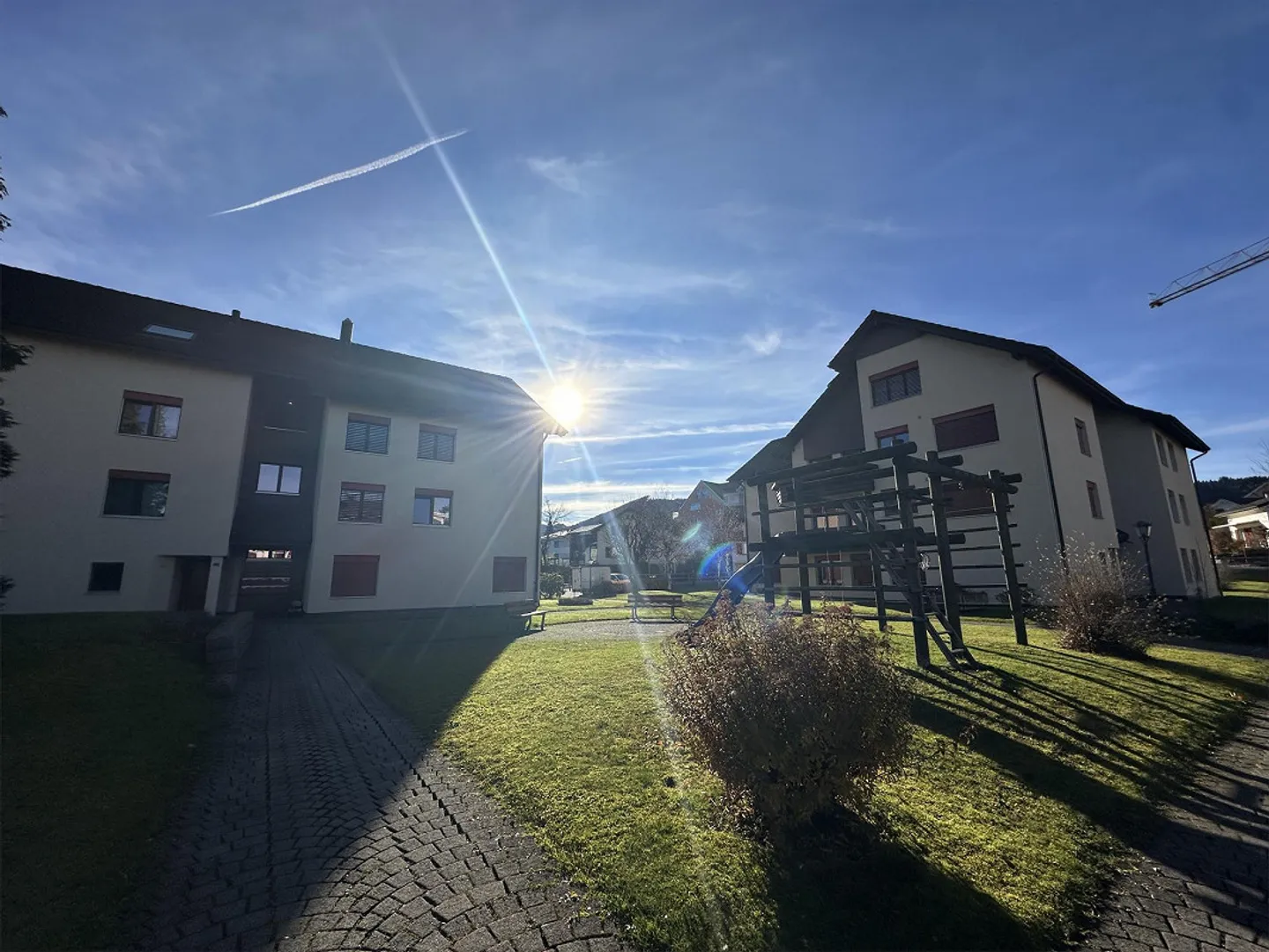 Beautiful sunny 3.5 room garden apartment - Photo 24 of 26