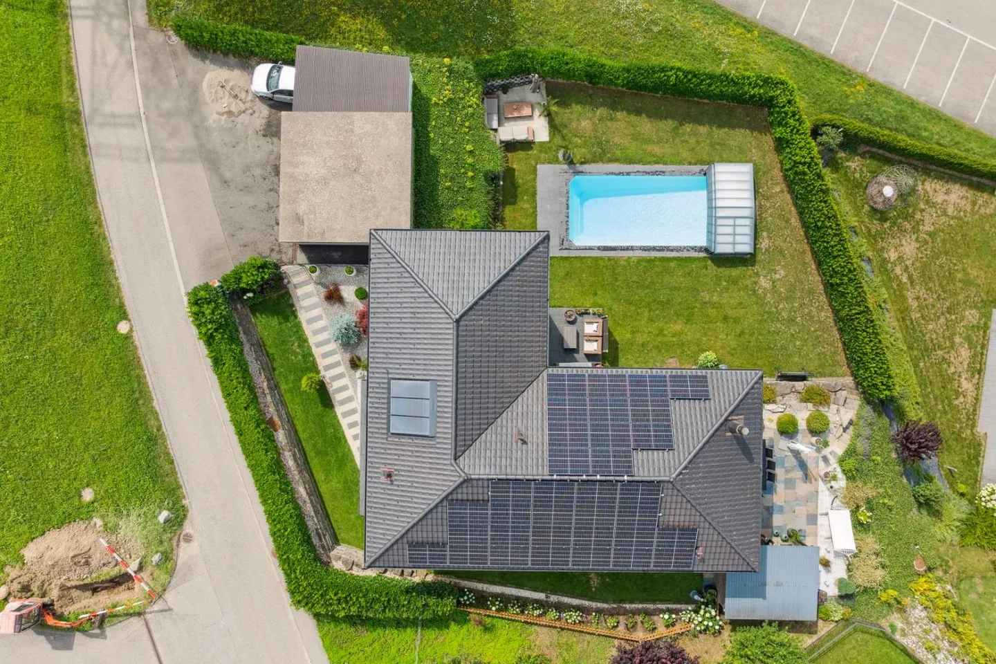 Family home with independent apartment - Photo 13 of 13