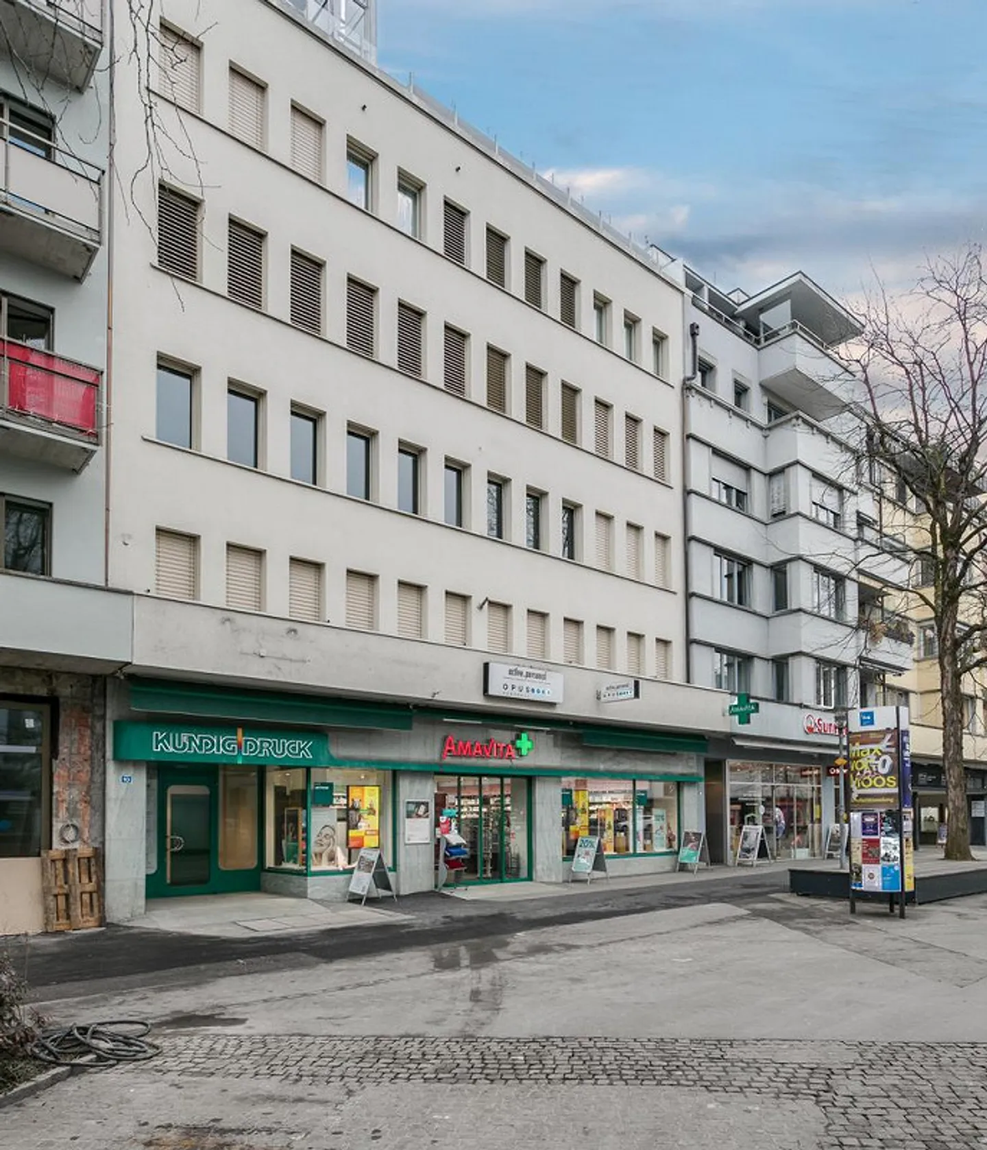 Gewerbeimmobilie in Zug - Foto 1 von 11