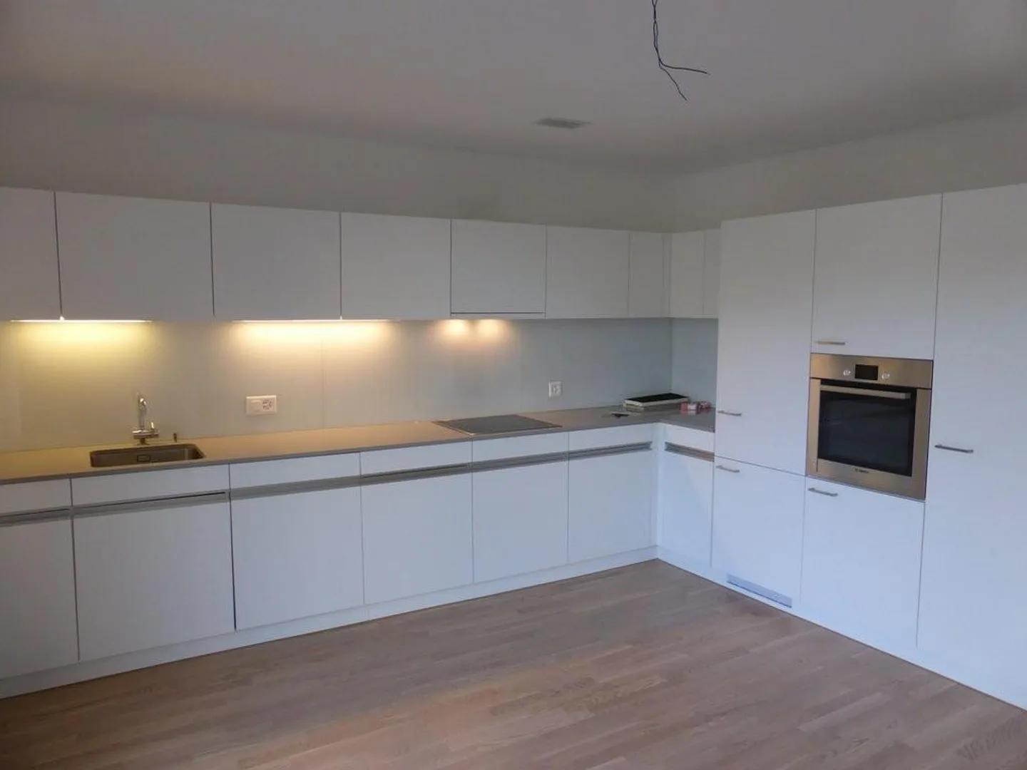Central, Moderne, Proche de la Nature! - Photo 2 sur 8