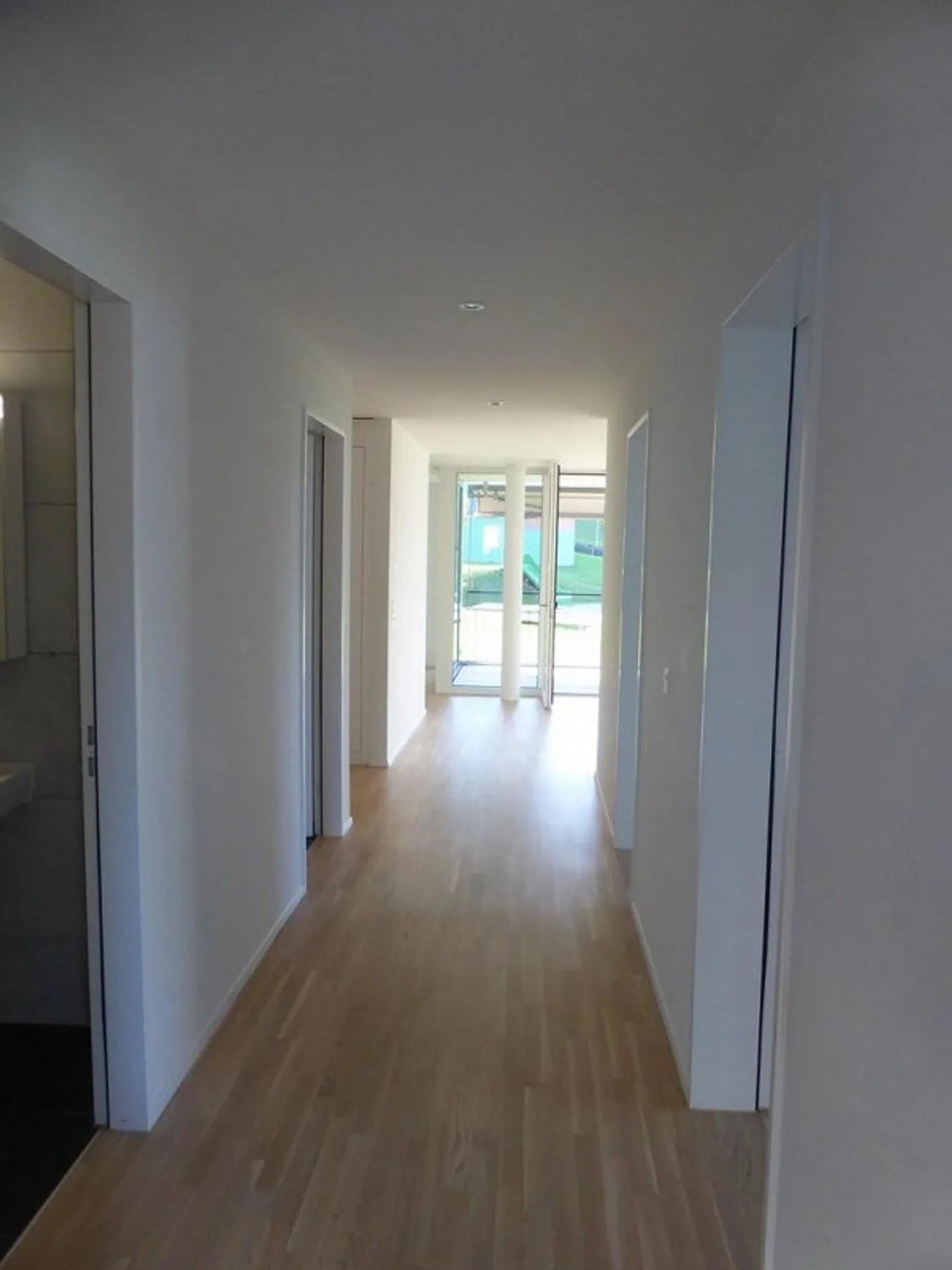 Central, Moderne, Proche de la Nature! - Photo 4 sur 8