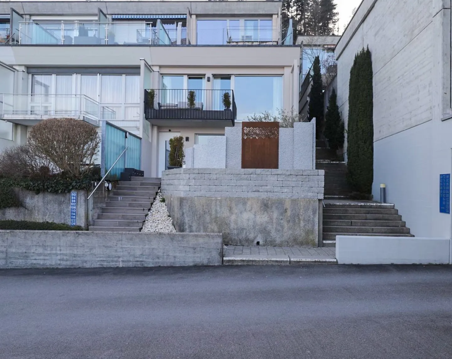 Bijou moderne avec vue sur le lac - Maison de ville 3.5 pièces - Photo 8 sur 9