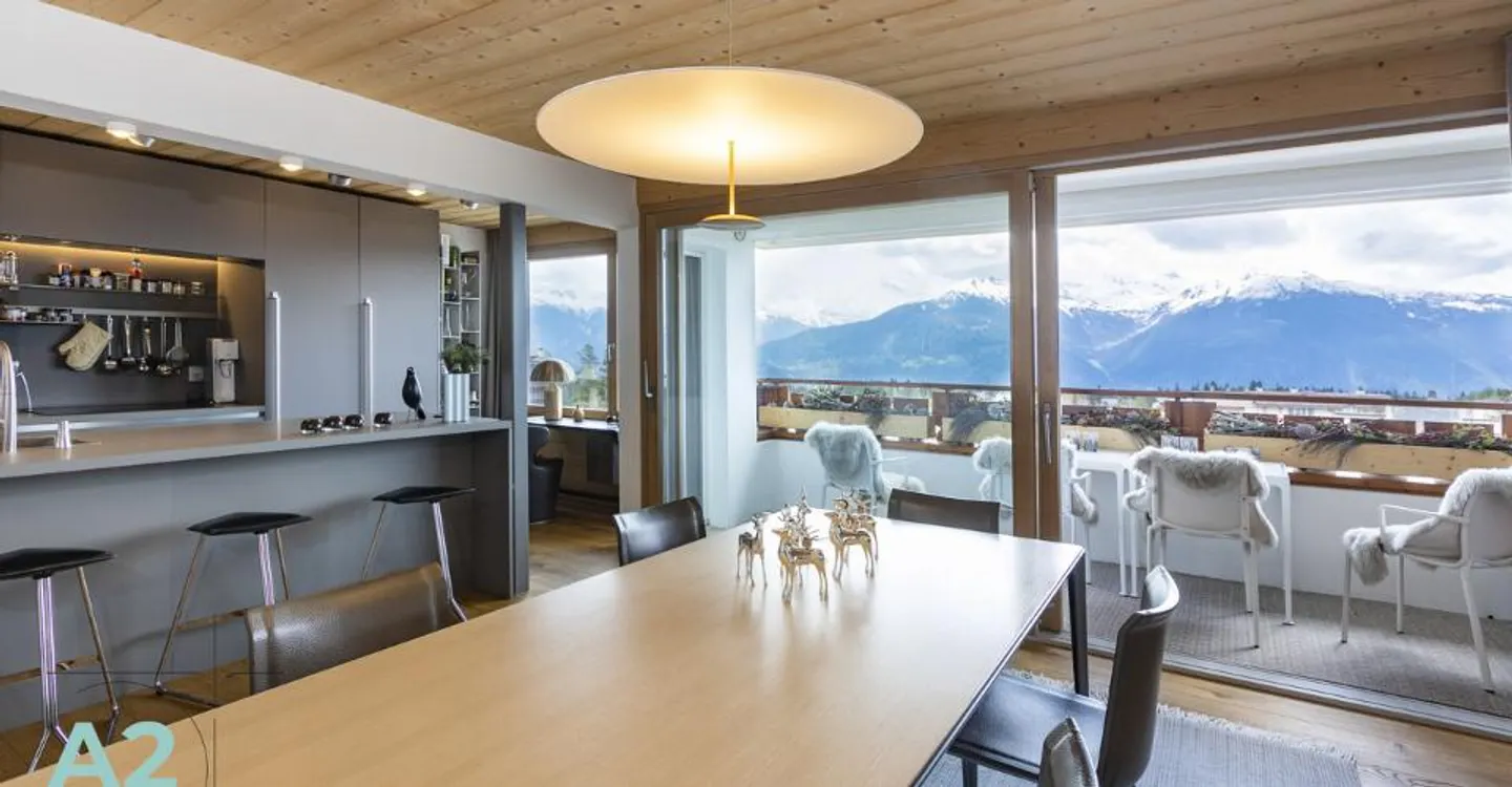 Luxury Apartment in Crans with Mountain View - Photo 3 of 12