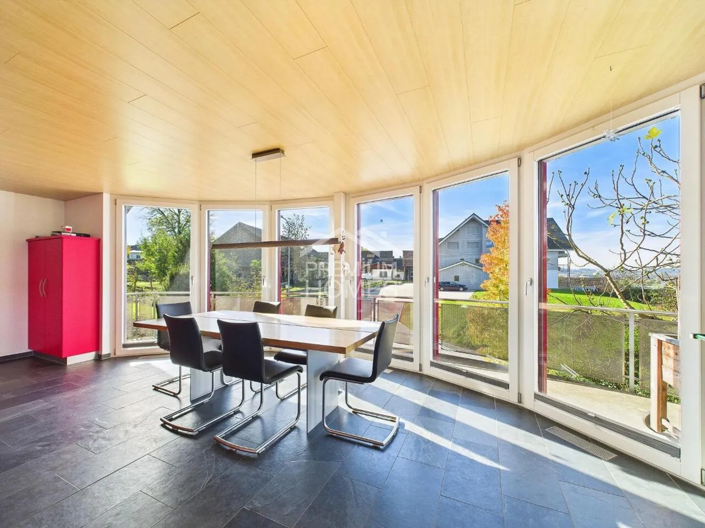 AMOUR AU PREMIER REGARD - Photo 3 sur 9