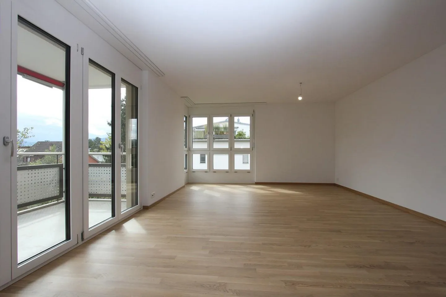Prima locazione dopo ristrutturazione completa - ancora 2 appartamenti di 4½ stanze disponibili - Foto 1 di 11