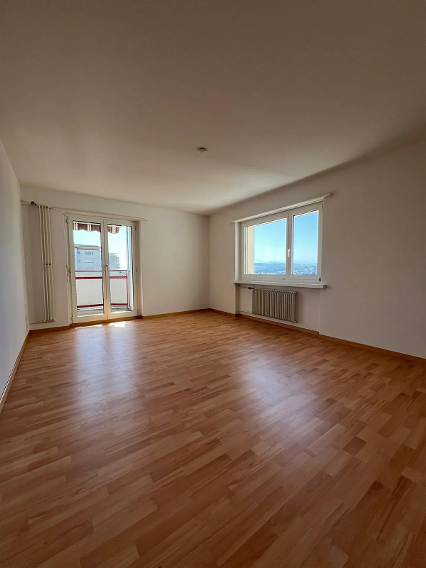 Helle Wohnung mit toller Aussicht - Foto 7 von 11