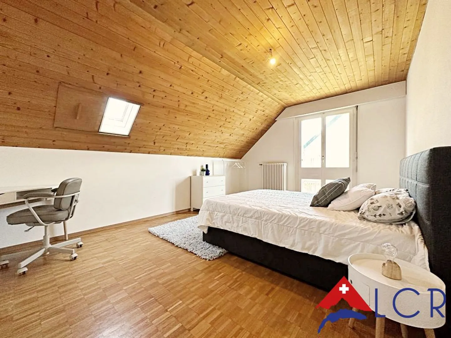 Schönes möbliertes Zimmer in einer Wohngemeinschaft - Foto 1 von 3