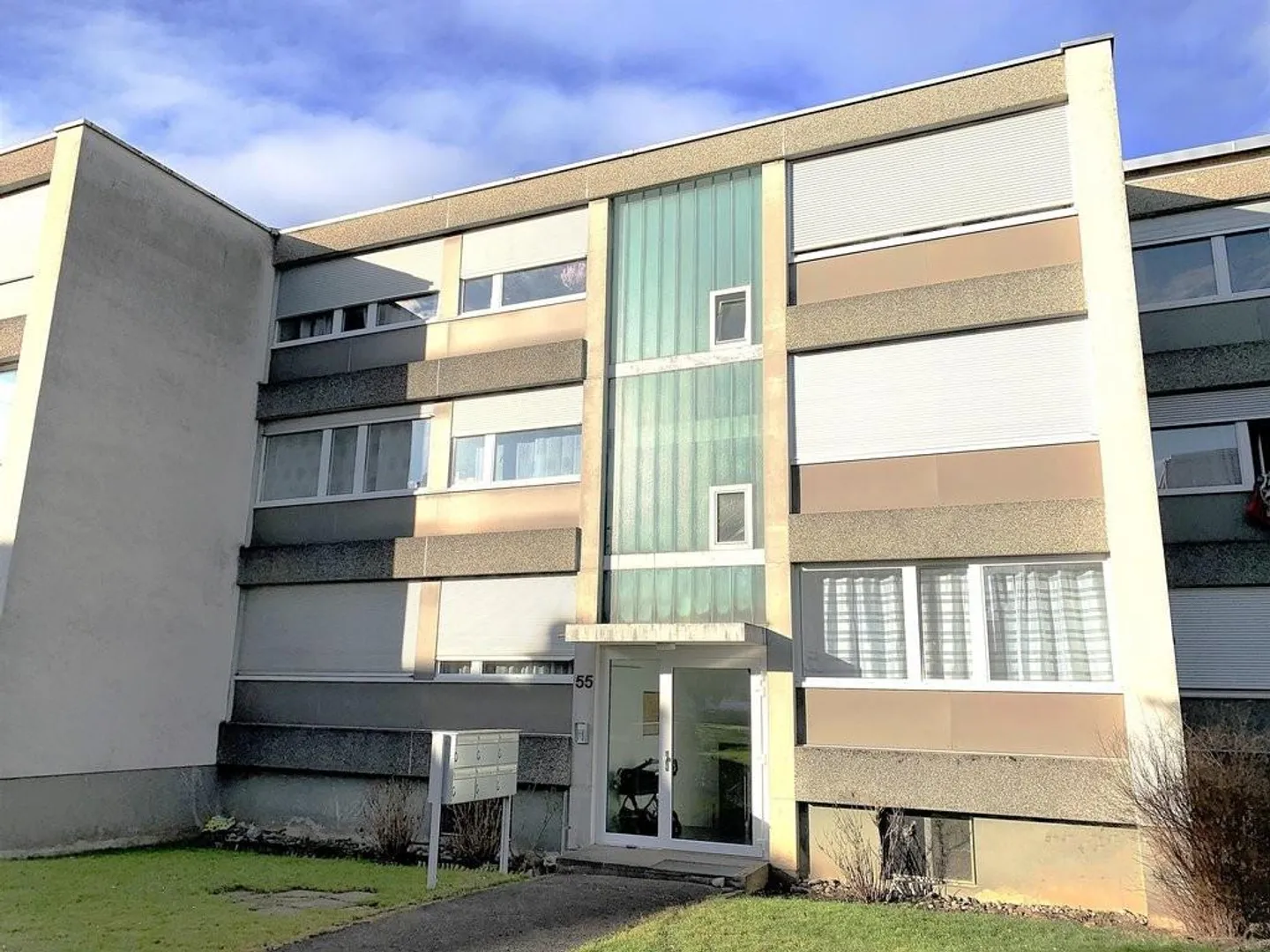 Your dream apartment in Stettlen! - Photo 1 of 10