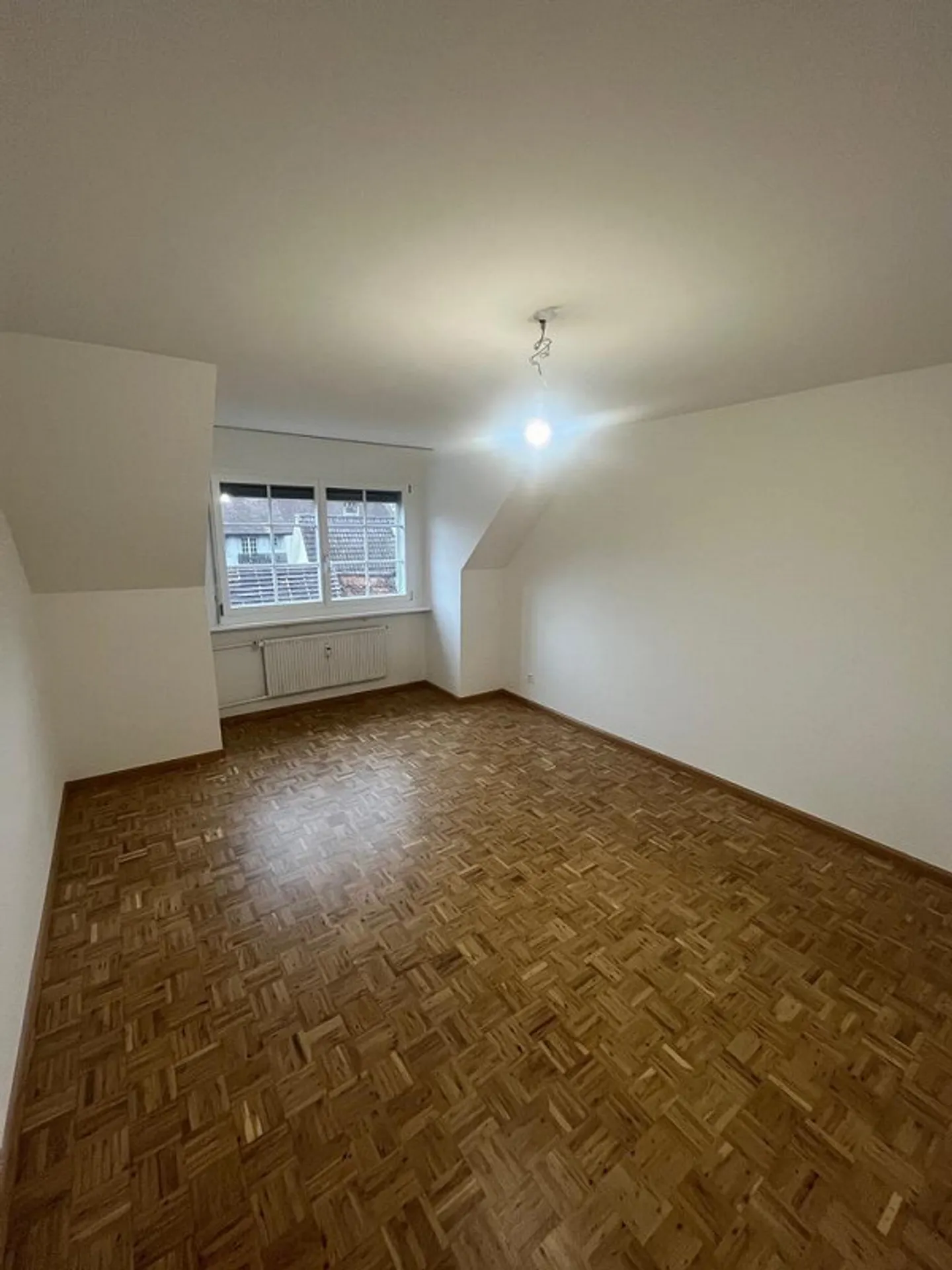 Appartement en duplex spacieux au centre du village - Photo 6 sur 11