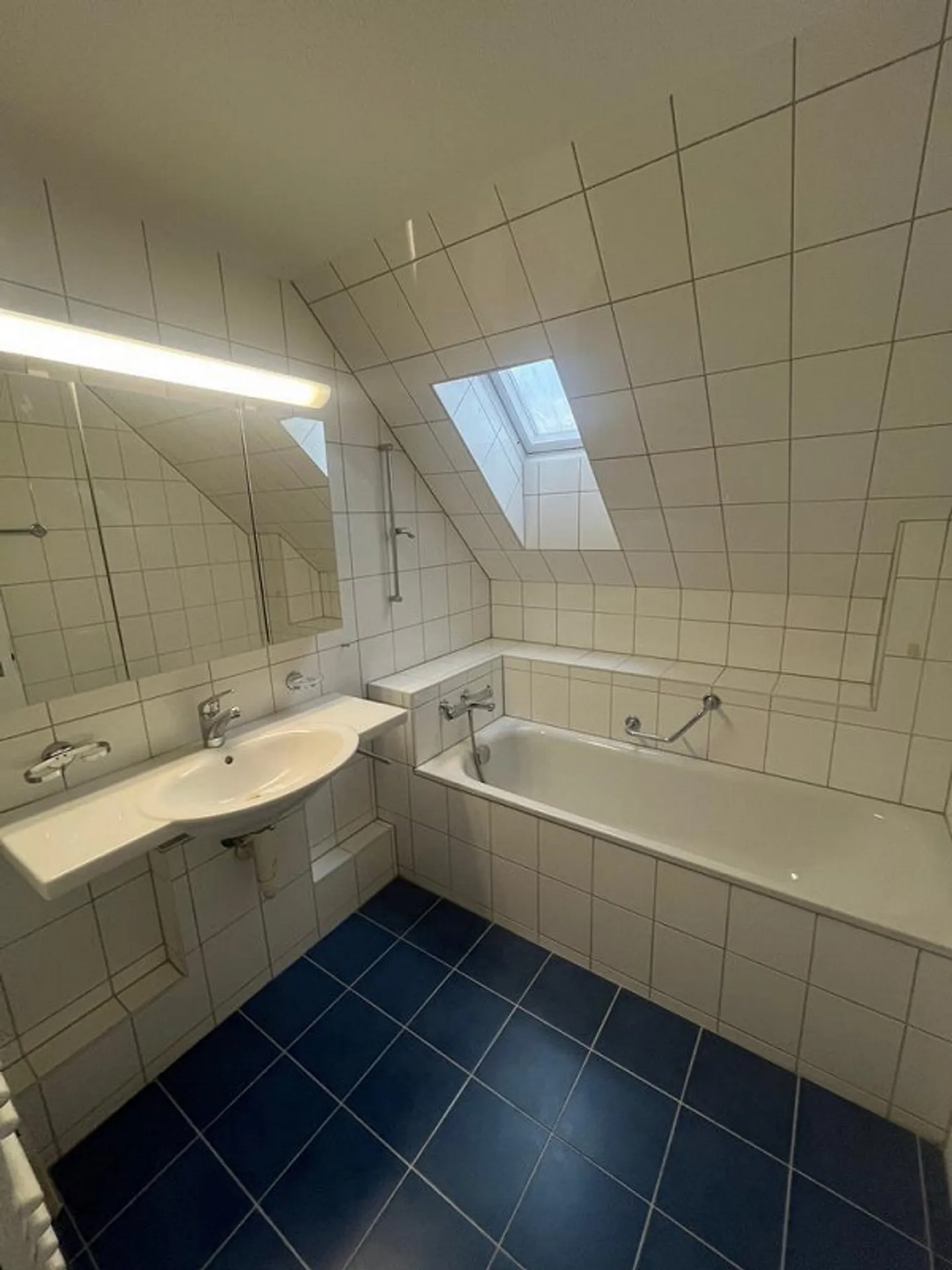 Appartement en duplex spacieux au centre du village - Photo 8 sur 11