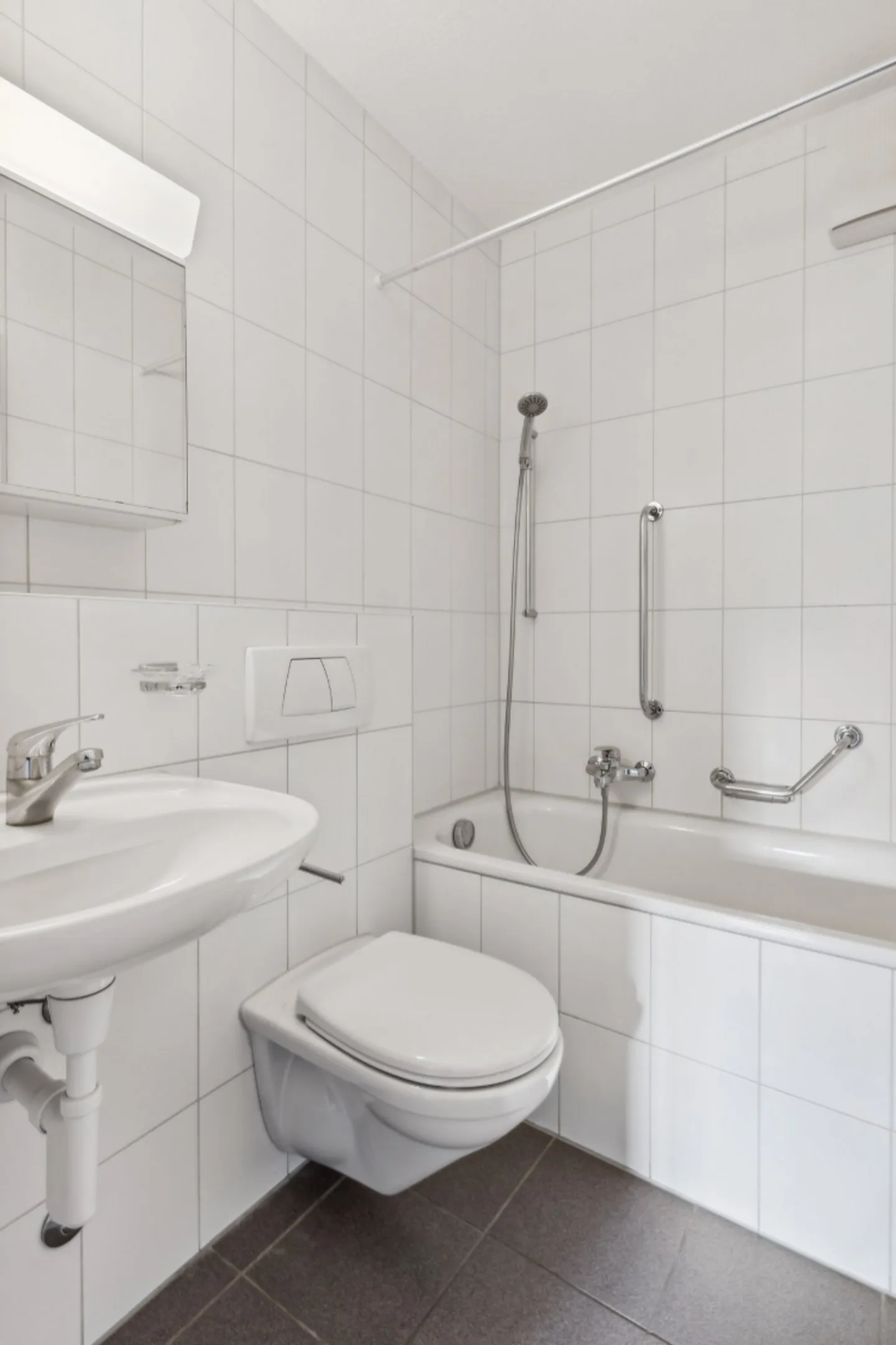 Spacious Apartment in Fribourg - Photo 5 of 9