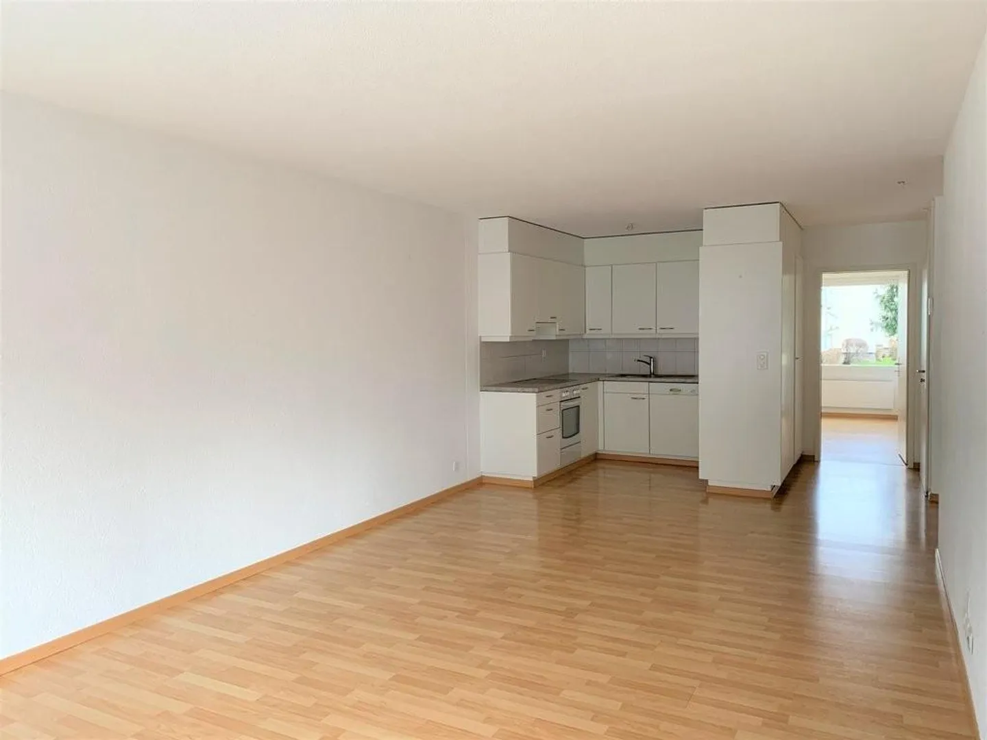 Your dream apartment in Stettlen! - Photo 5 of 10