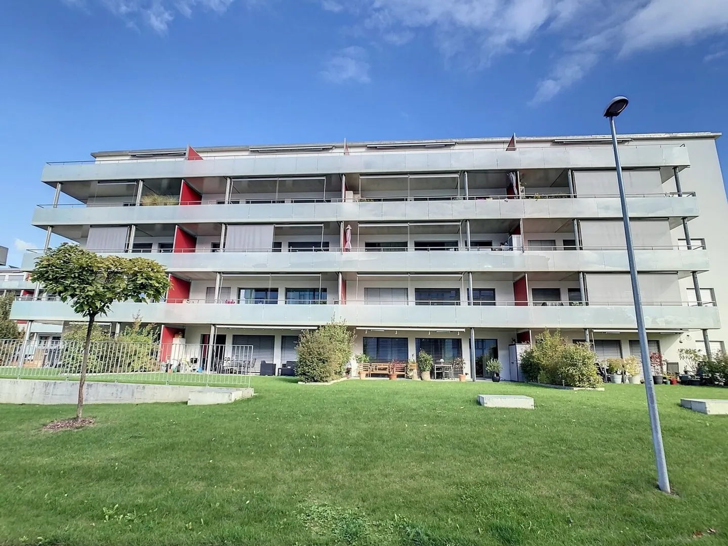 SUPERBE appartement de 2.5 pièces au 1er étage - Photo 8 sur 10