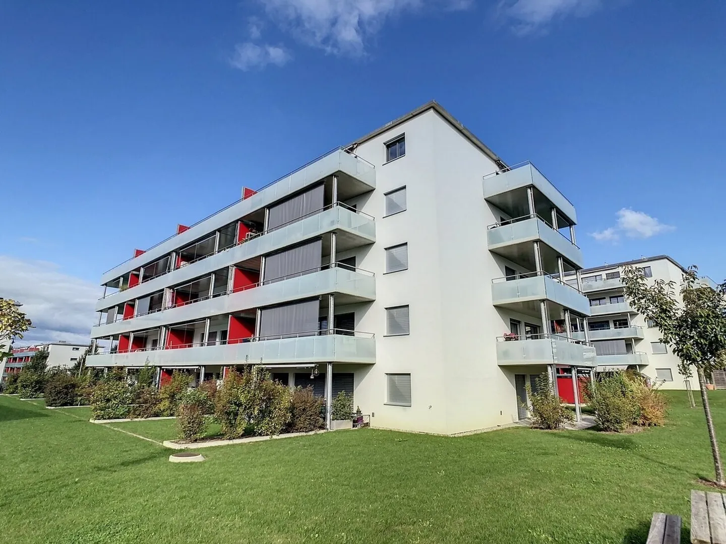 SUPERBE appartement de 2.5 pièces au 1er étage - Photo 9 sur 10