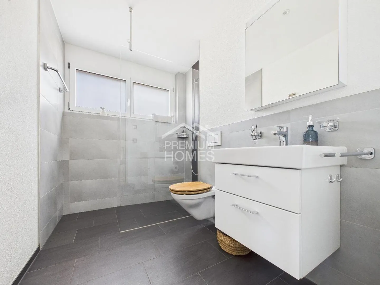 Penthouse exclusif avec piscine et vue panoramique - Photo 10 sur 11