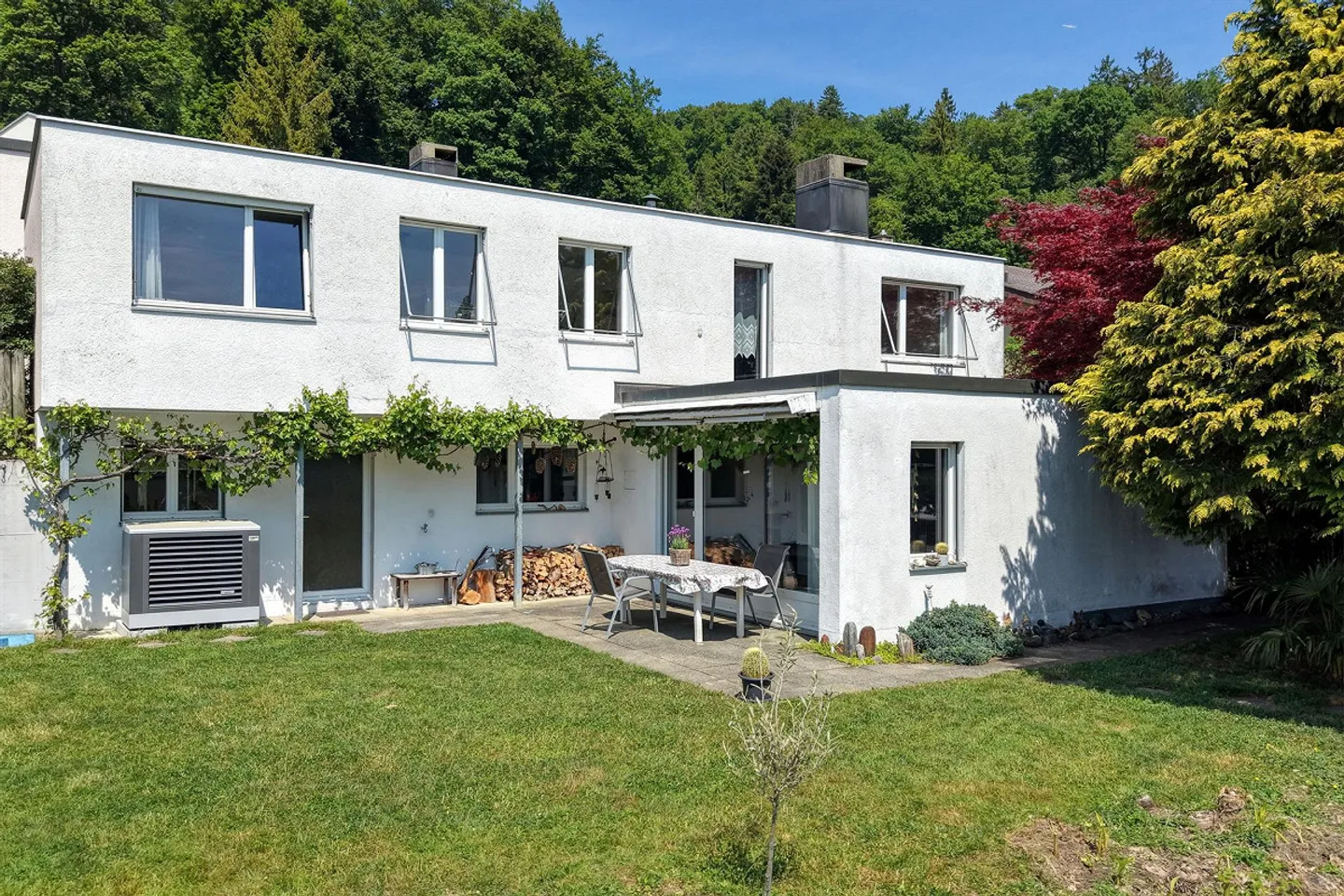 Sonniges Terrassenhaus mit Garten - Foto 14 von 15