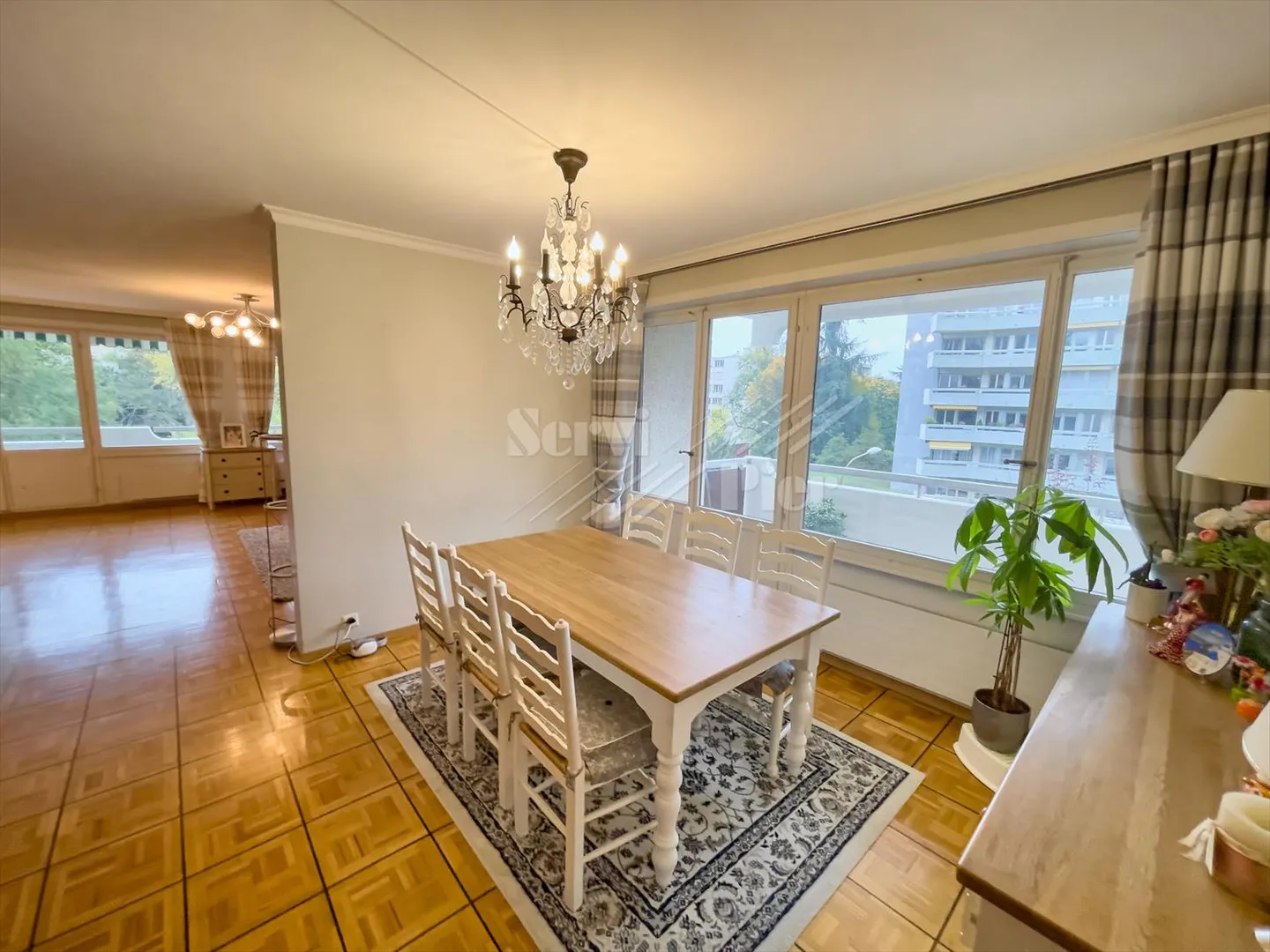 Splendido appartamento a Florissant - Foto 1 di 9