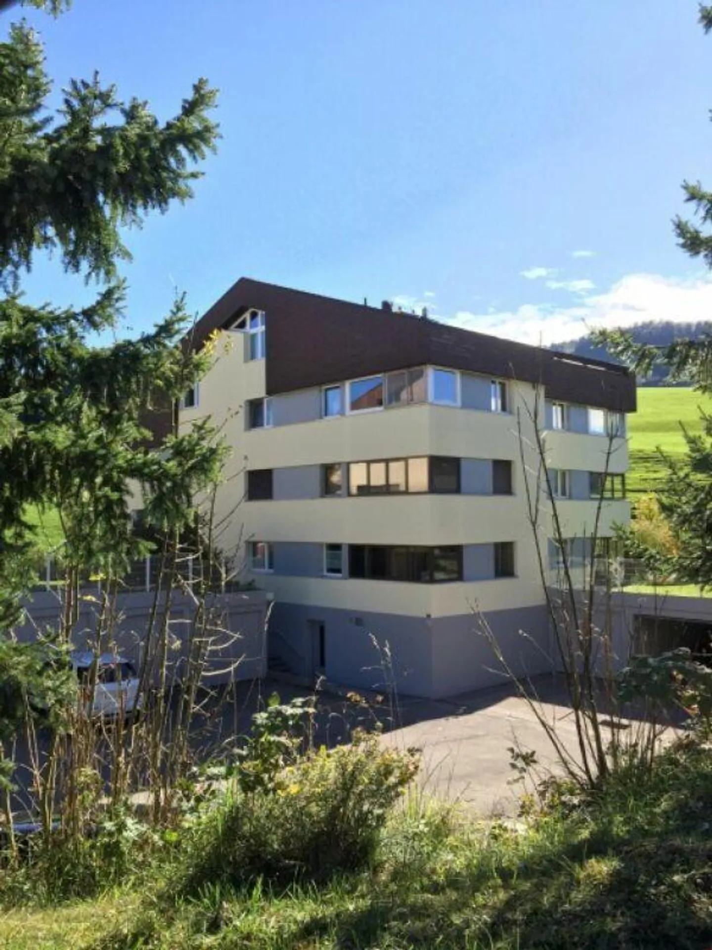 Spacious 4 ½-room apartment in Schönengrund SG - Photo 1 of 10