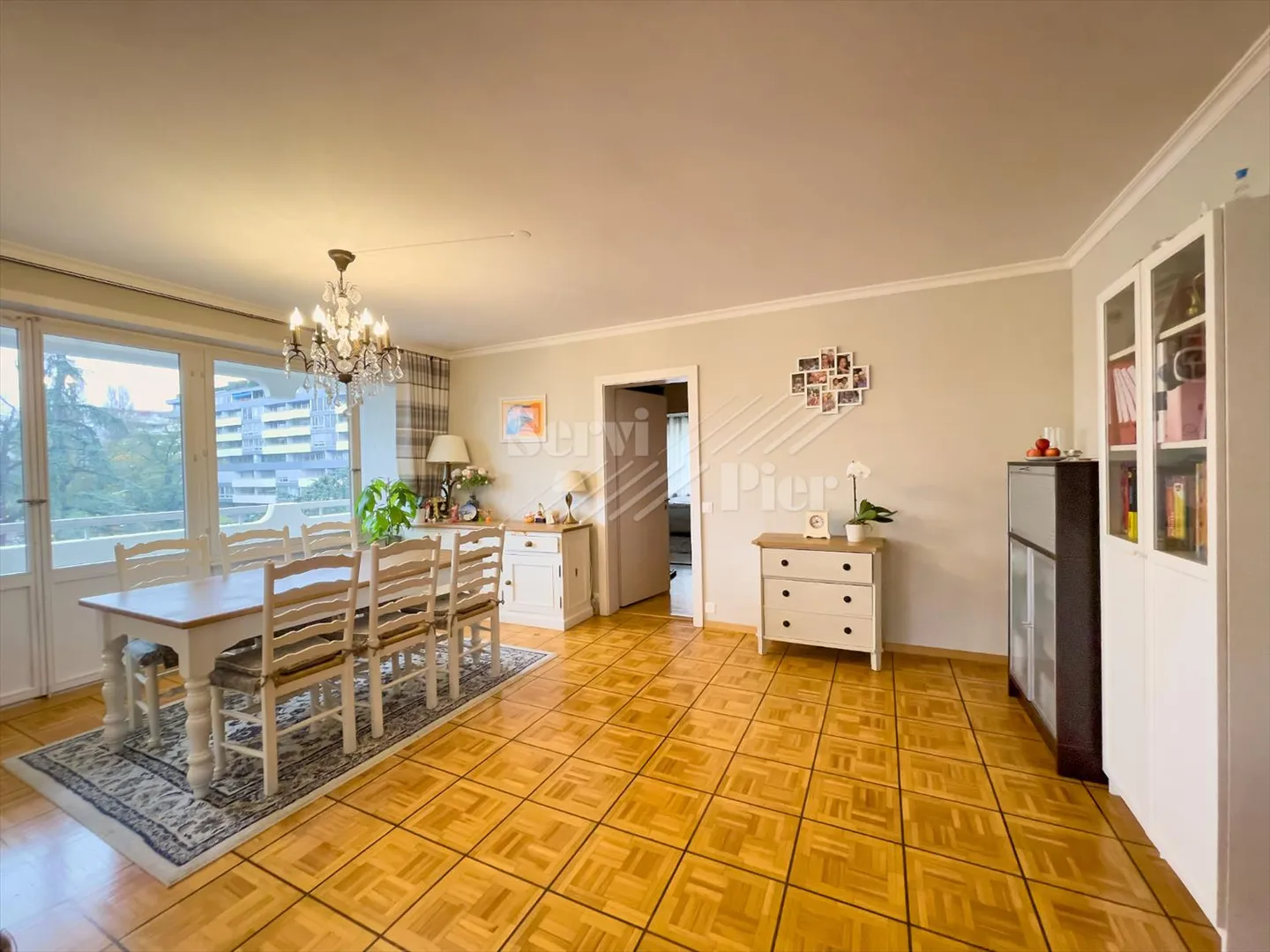 Splendido appartamento a Florissant - Foto 2 di 9