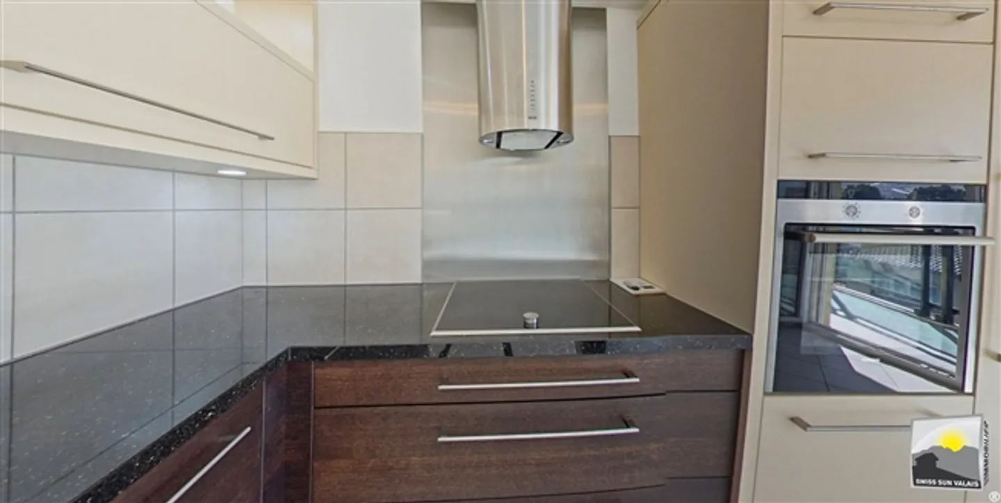 «SAXON/ Je suis "LOVELY" appartement terrasse 2.5 stes de 79 m2 é louer, Schweiz» - Photo 3 sur 19