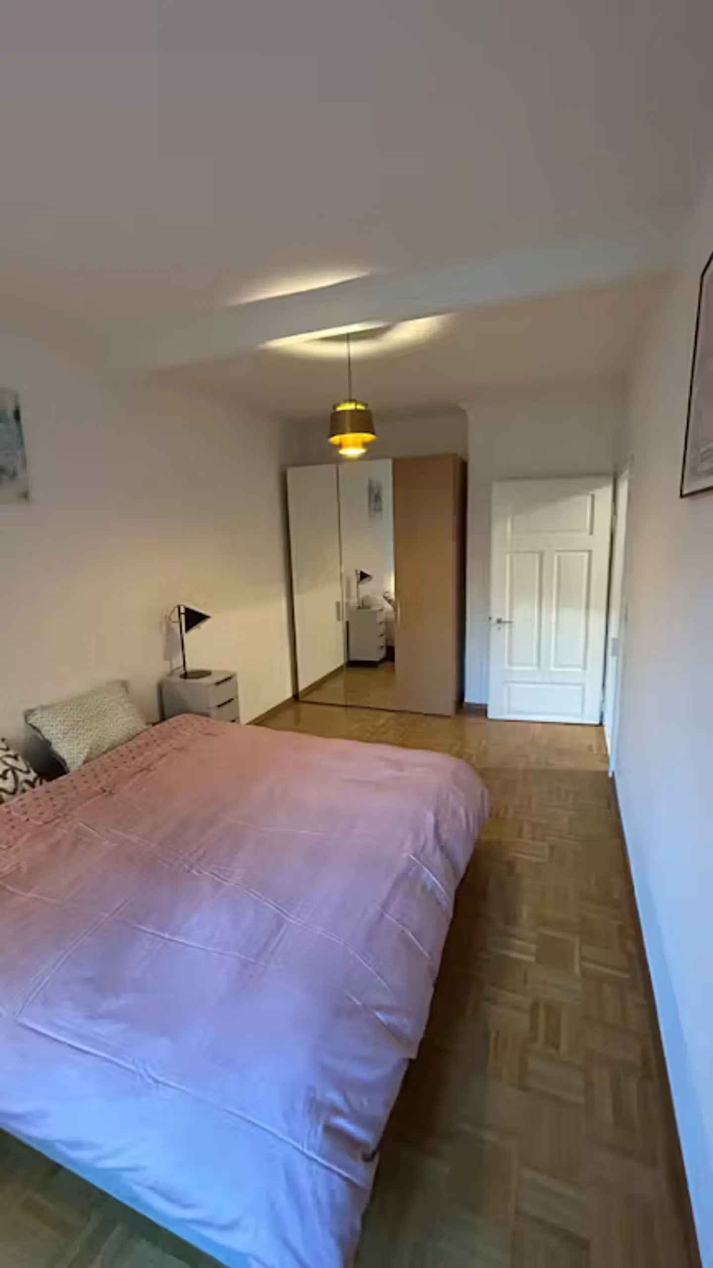 Charmantes Chalet in Zürich - Foto 7 von 10