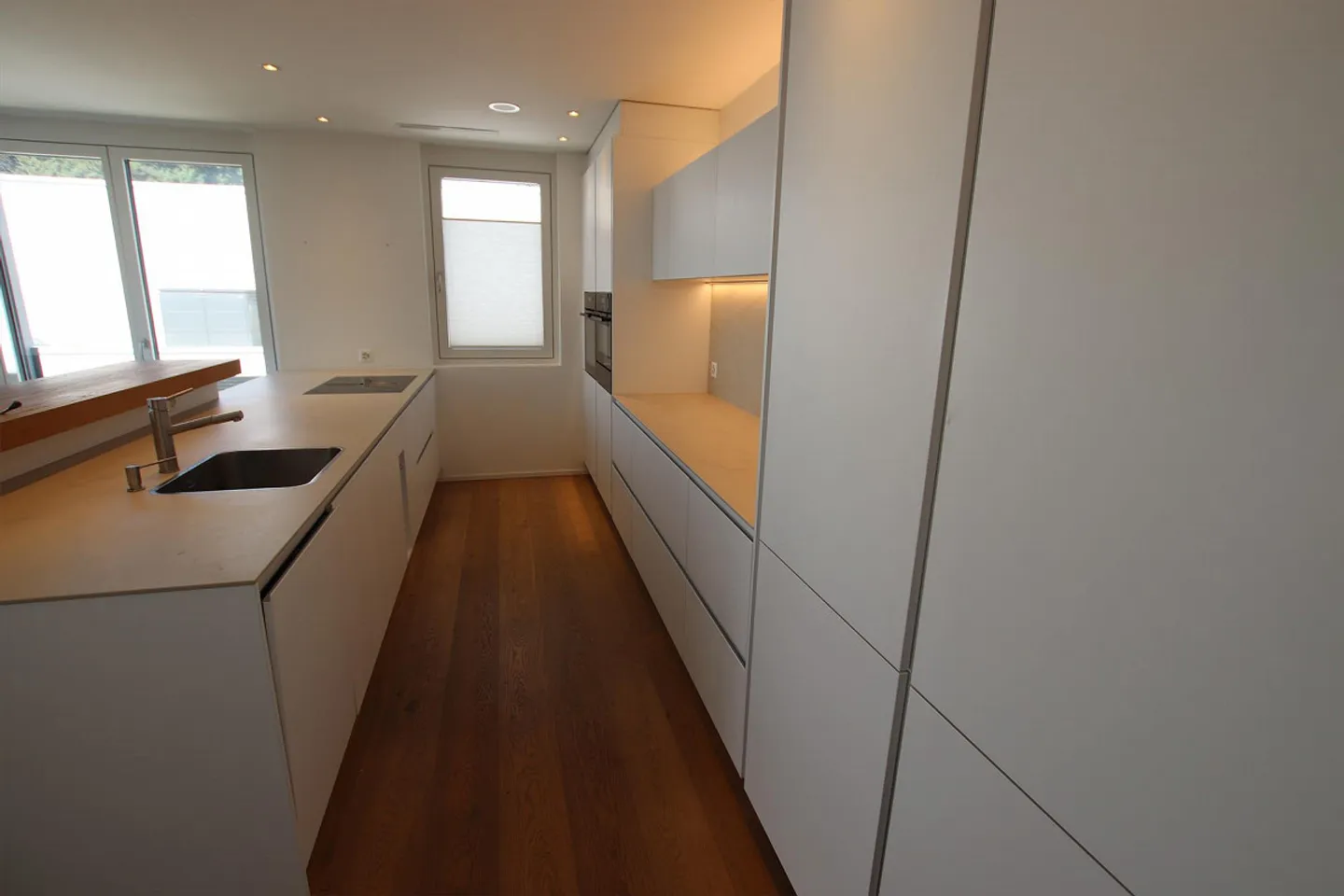 Exclusive 5.5-room penthouse apartment with panoramic view at Hofberg in Wil - Photo 5 of 29