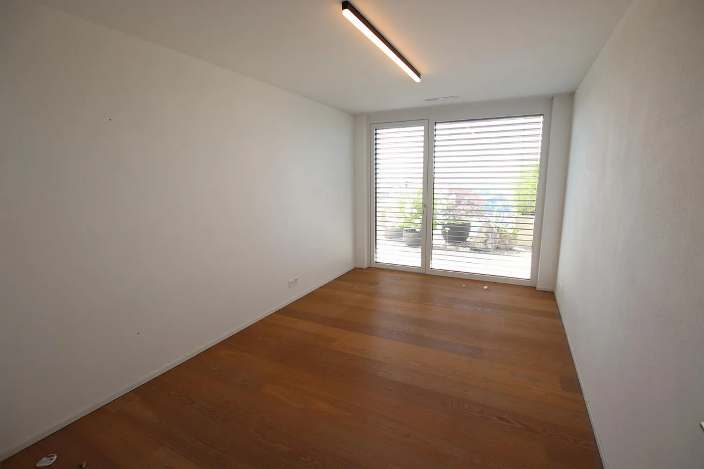 Exclusive 5.5-room penthouse apartment with panoramic view at Hofberg in Wil - Photo 17 of 29