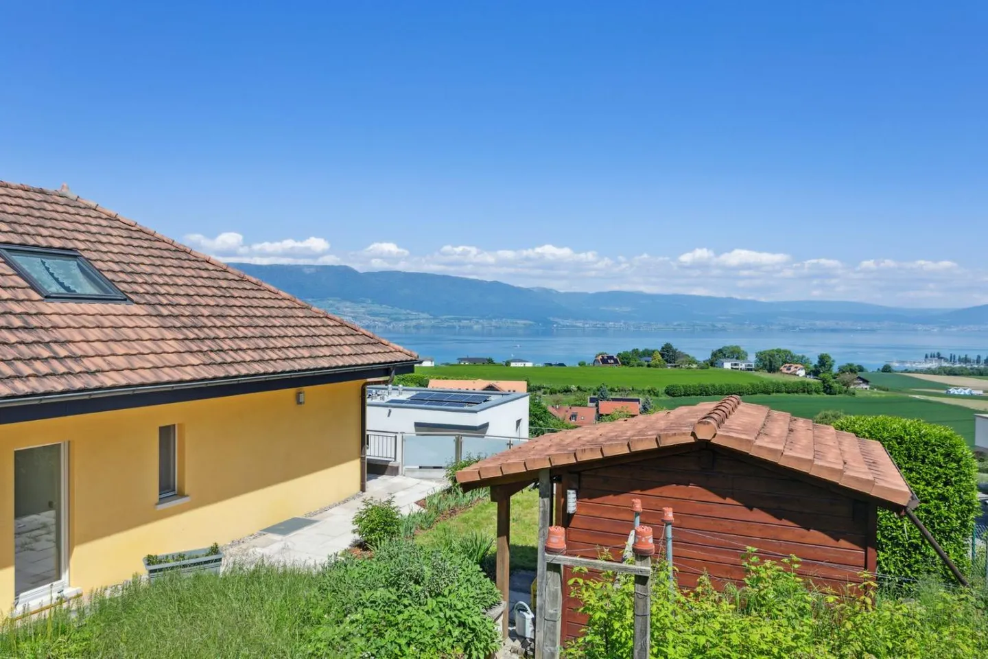 Magnificent 7.5 Room Villa with Lake View - Photo 8 of 10