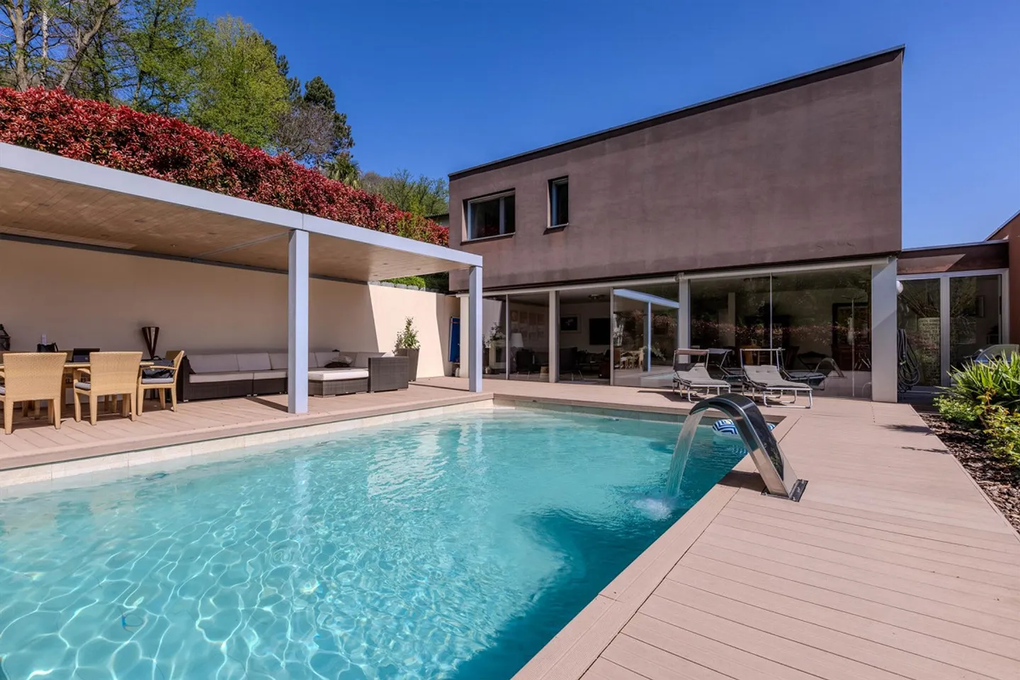 Grande villa avec piscine privée et vue imprenable à Carona - Photo 2 sur 12