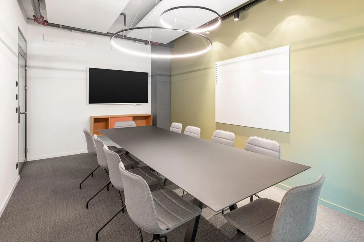 Spazio ufficio per 30 persone nel Spaces R2 Tower - Foto 2 di 9